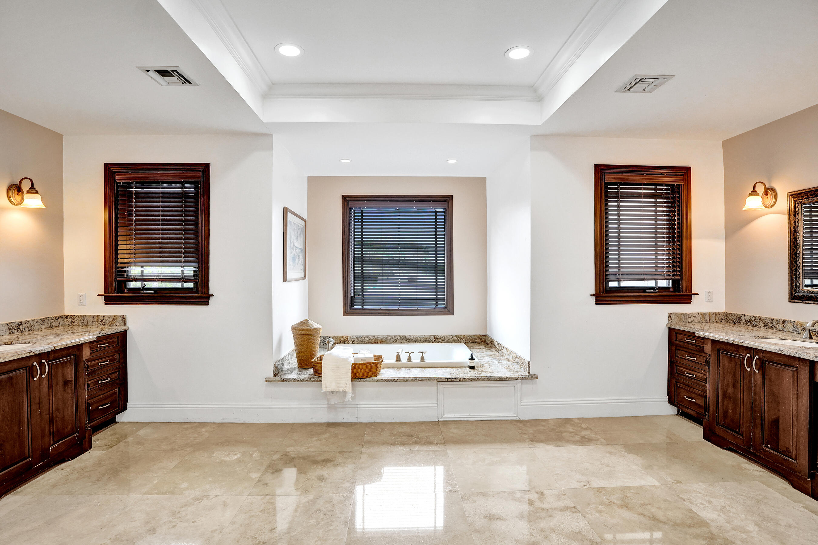 4700 NE 29th, Fort Lauderdale FL 33308