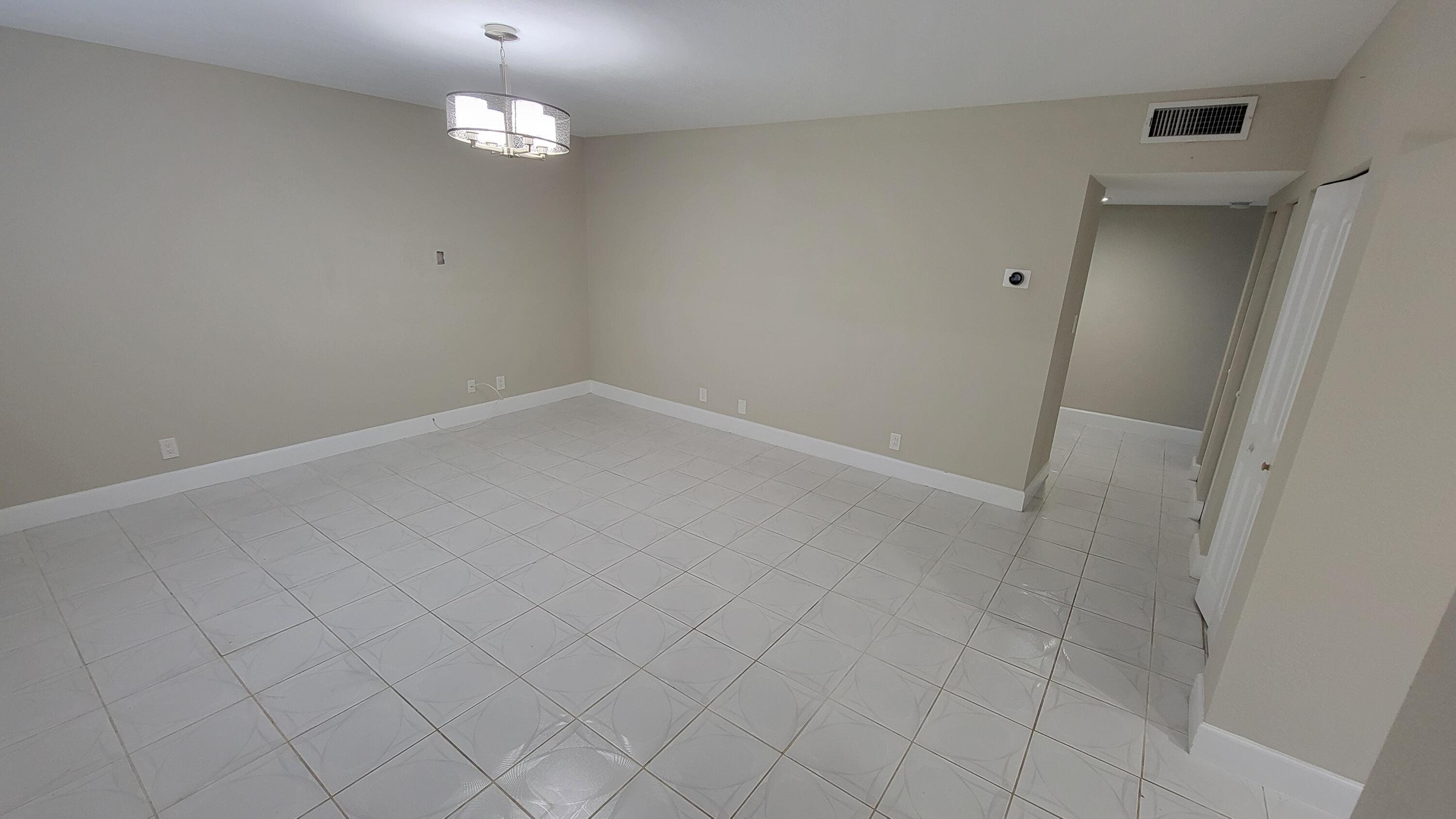 6289 Lear #203, Lake Worth FL 33462