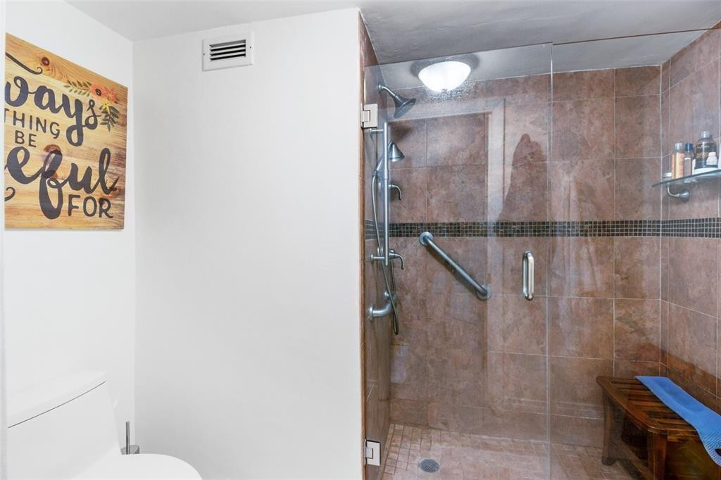 333 Sunset #104, Fort Lauderdale FL 33301