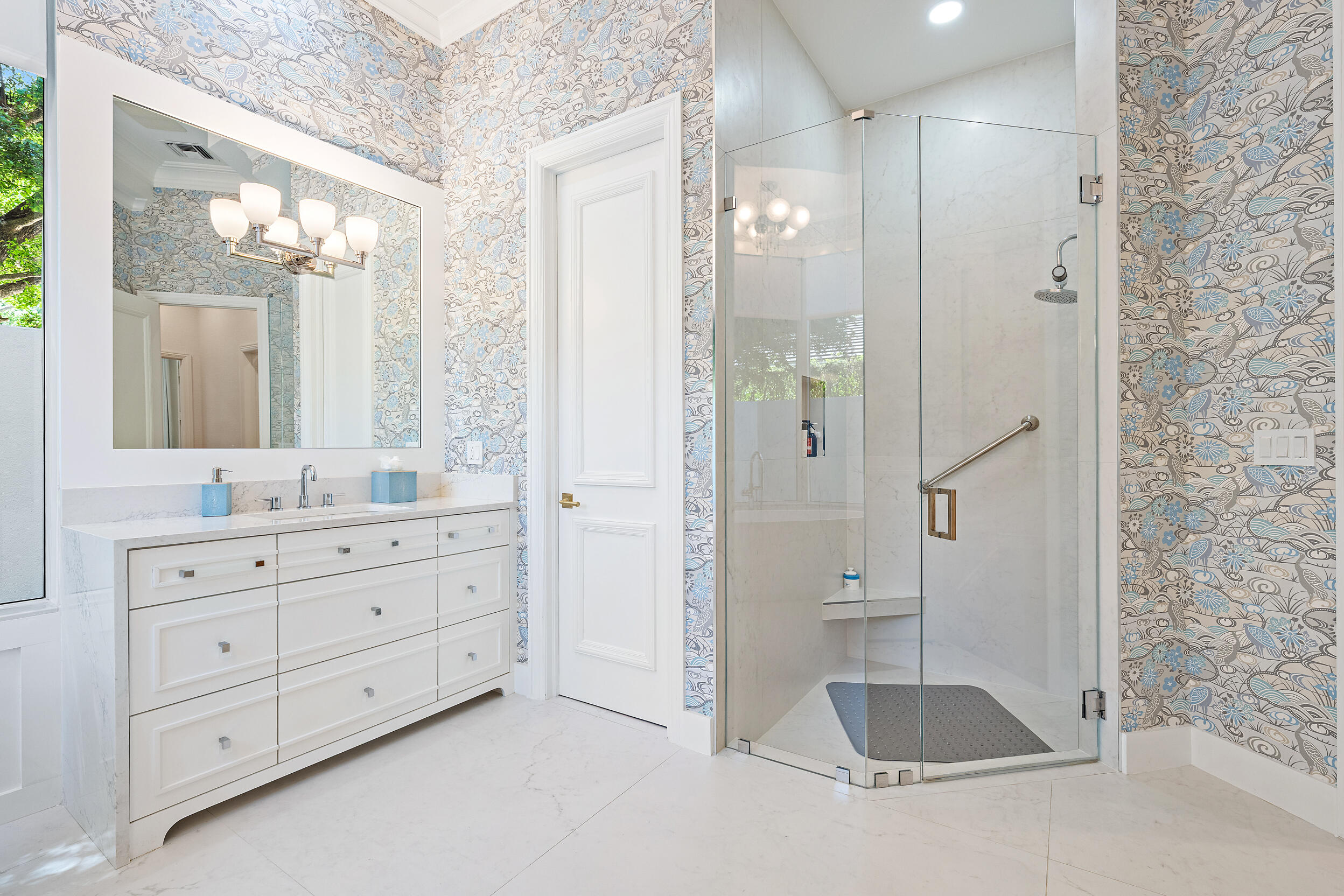106 Commodore, Jupiter FL 33477