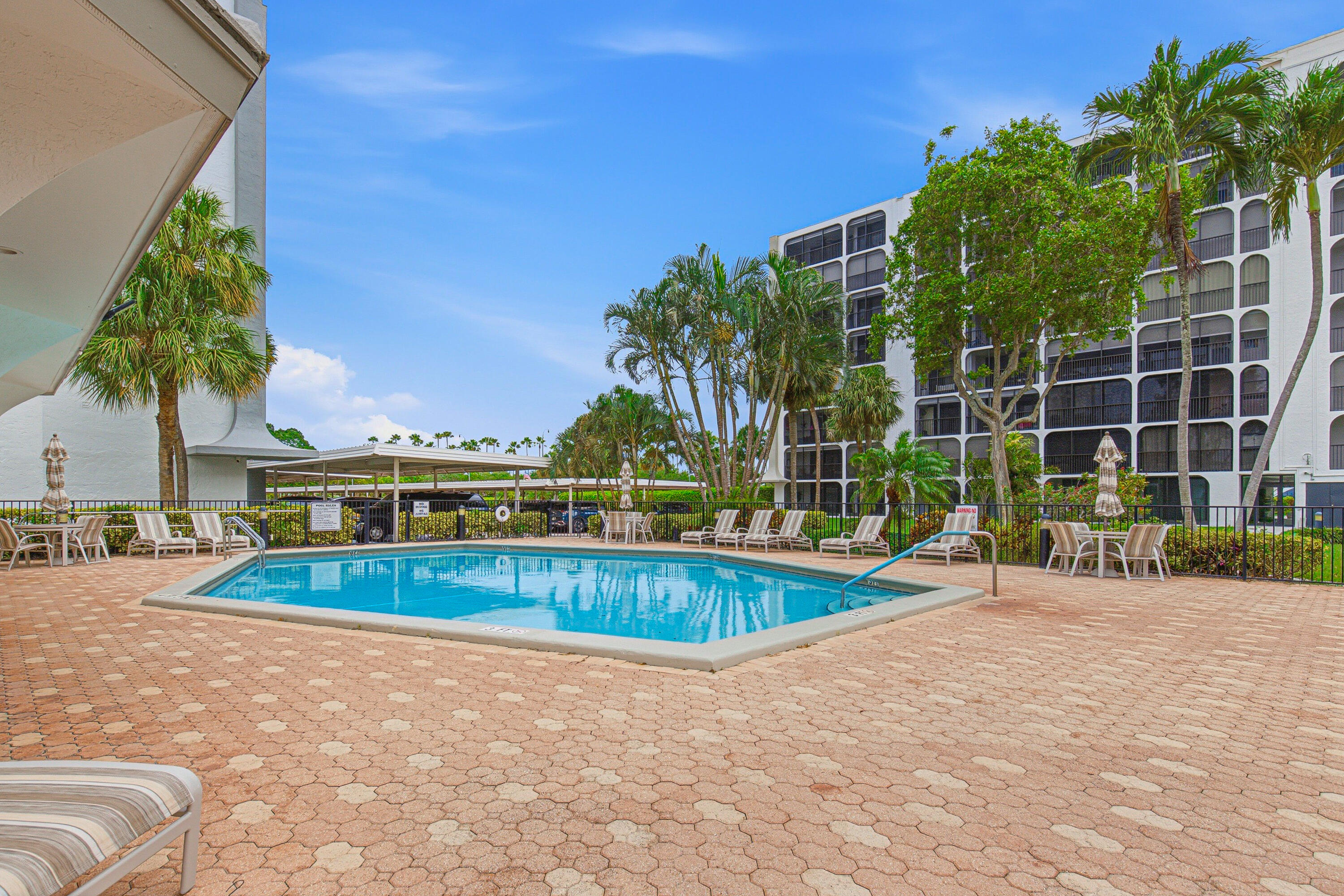 1627 Riverview #615, Deerfield Beach FL 33441