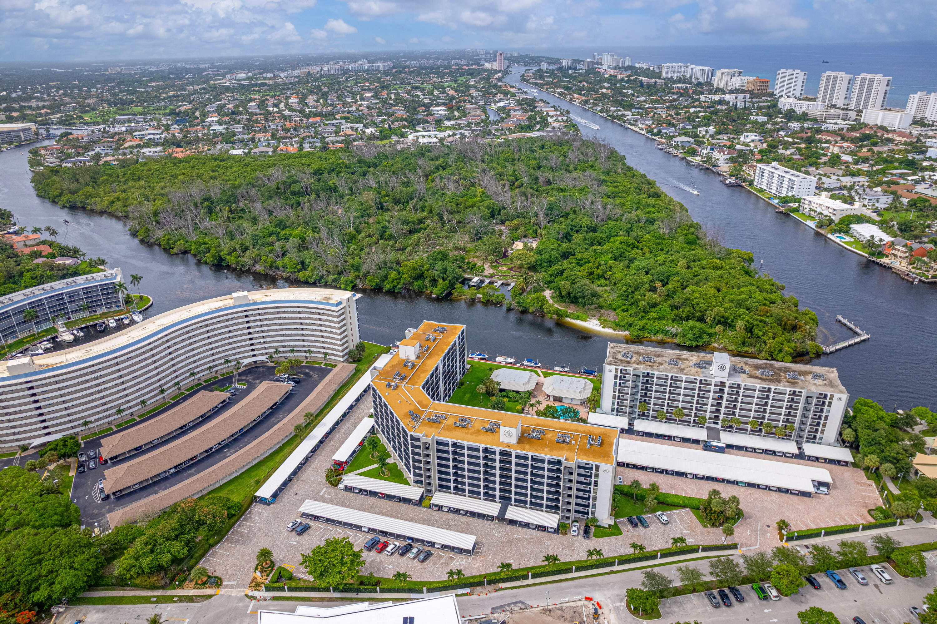 1627 Riverview #615, Deerfield Beach FL 33441