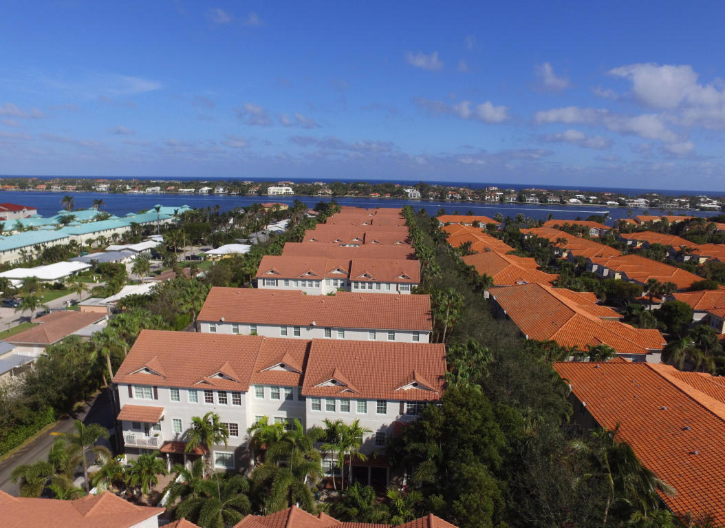 118 Ocean Cay, Hypoluxo FL 33462