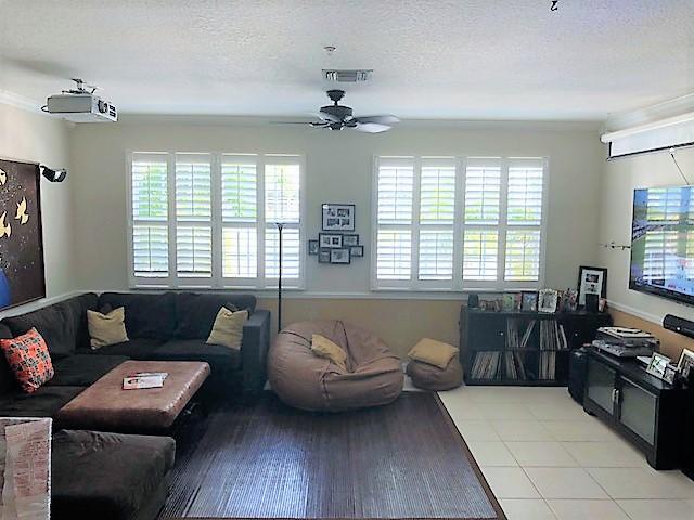 118 Ocean Cay, Hypoluxo FL 33462