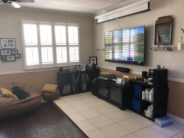 118 Ocean Cay, Hypoluxo FL 33462