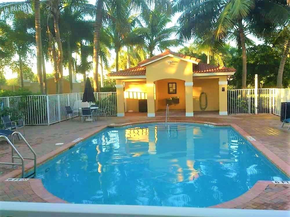 118 Ocean Cay, Hypoluxo FL 33462