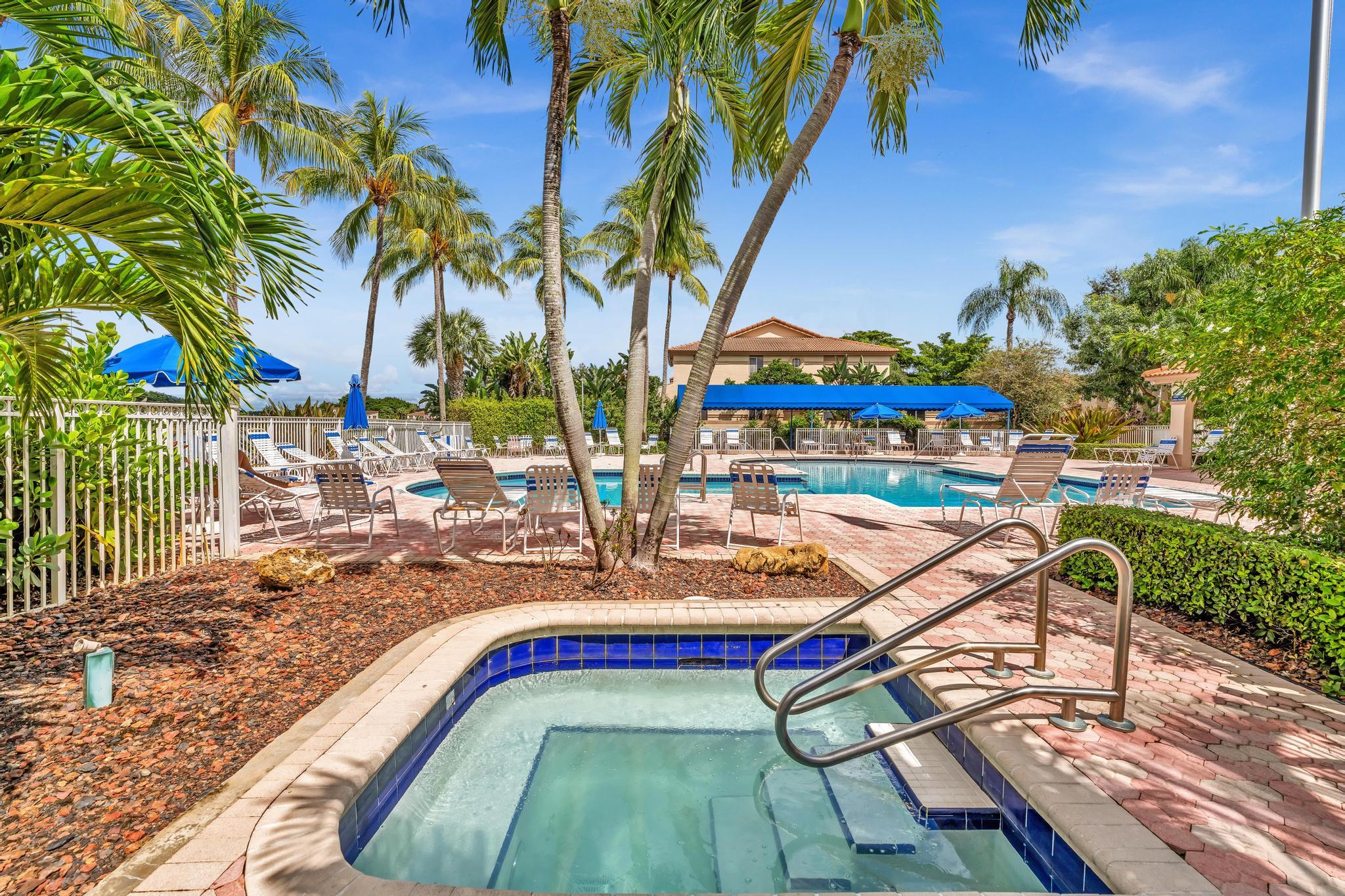 6663 Via Regina, Boca Raton FL 33433