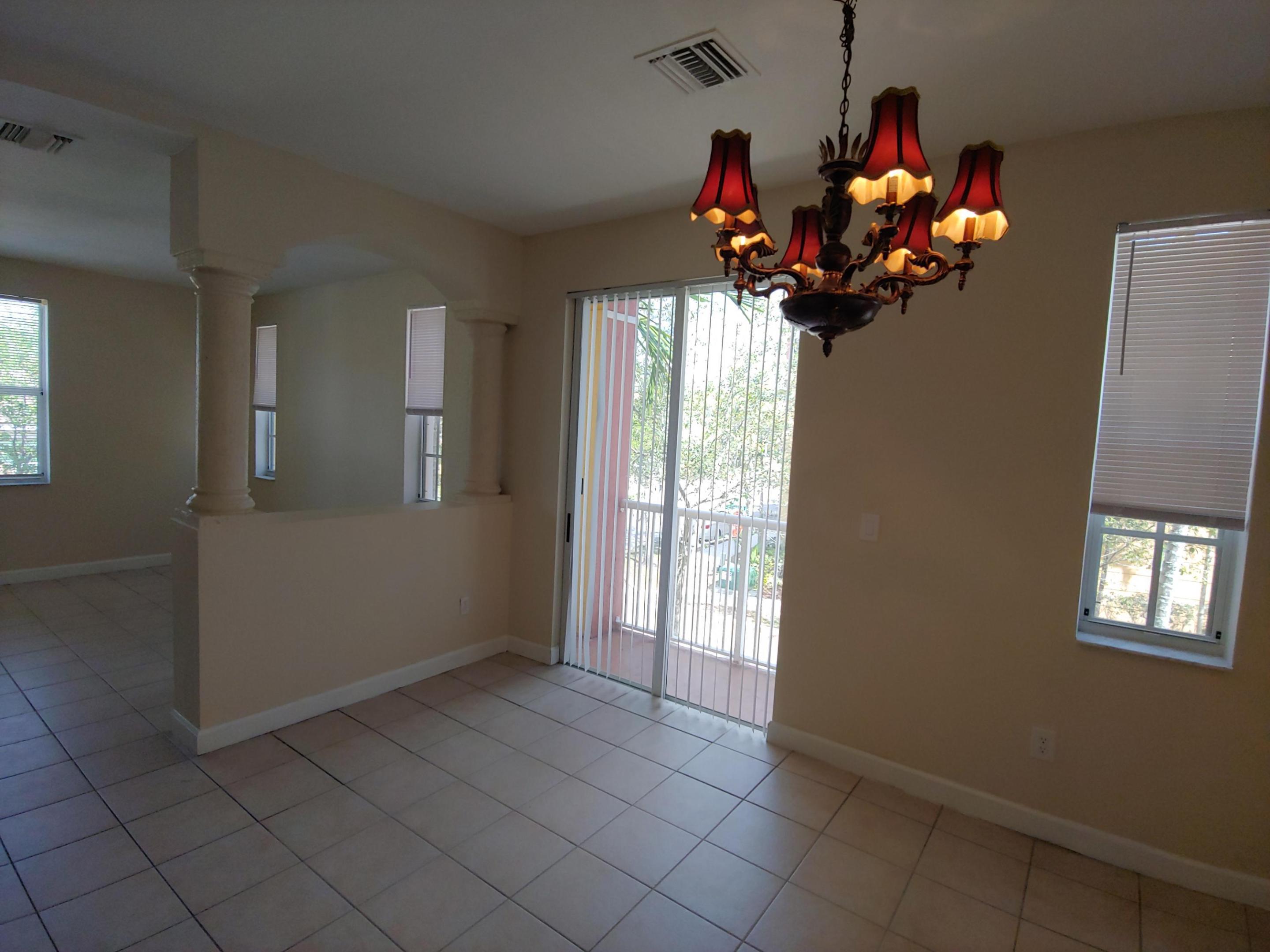 3106 Shoma, West Palm Beach FL 33414