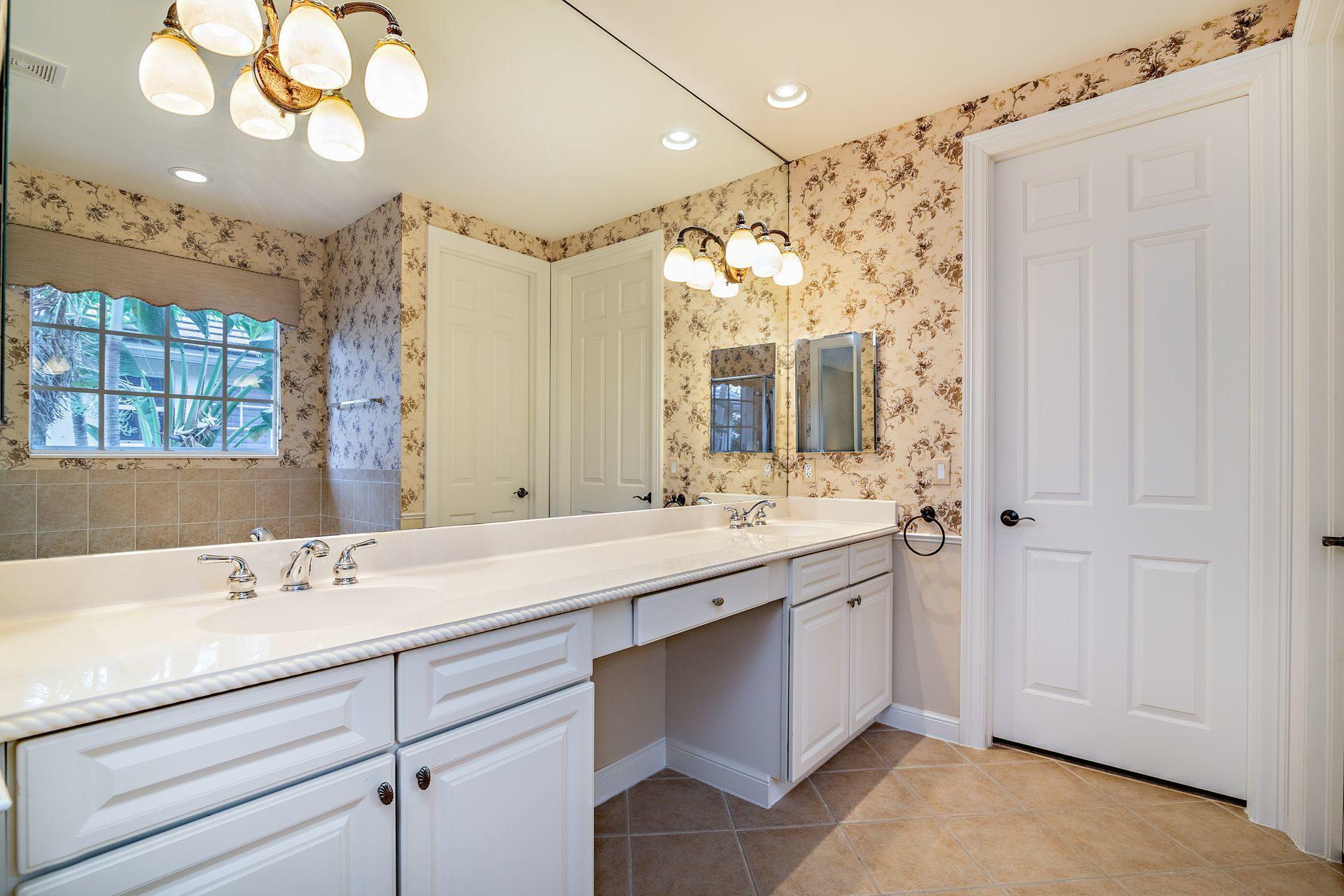 2002 Graden, Palm Beach Gardens FL 33410
