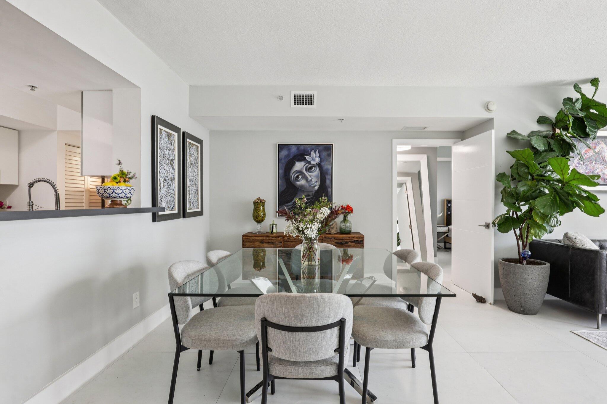 335 S Biscayne #1607, Miami FL 33131