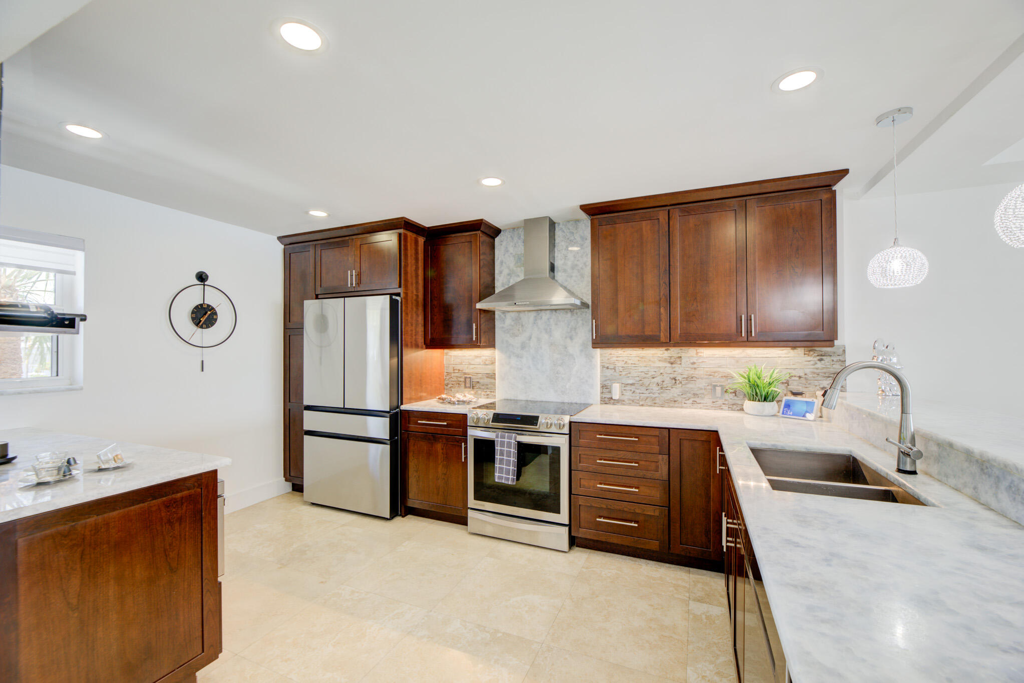 3121 NE 51st #305e, Fort Lauderdale FL 33308