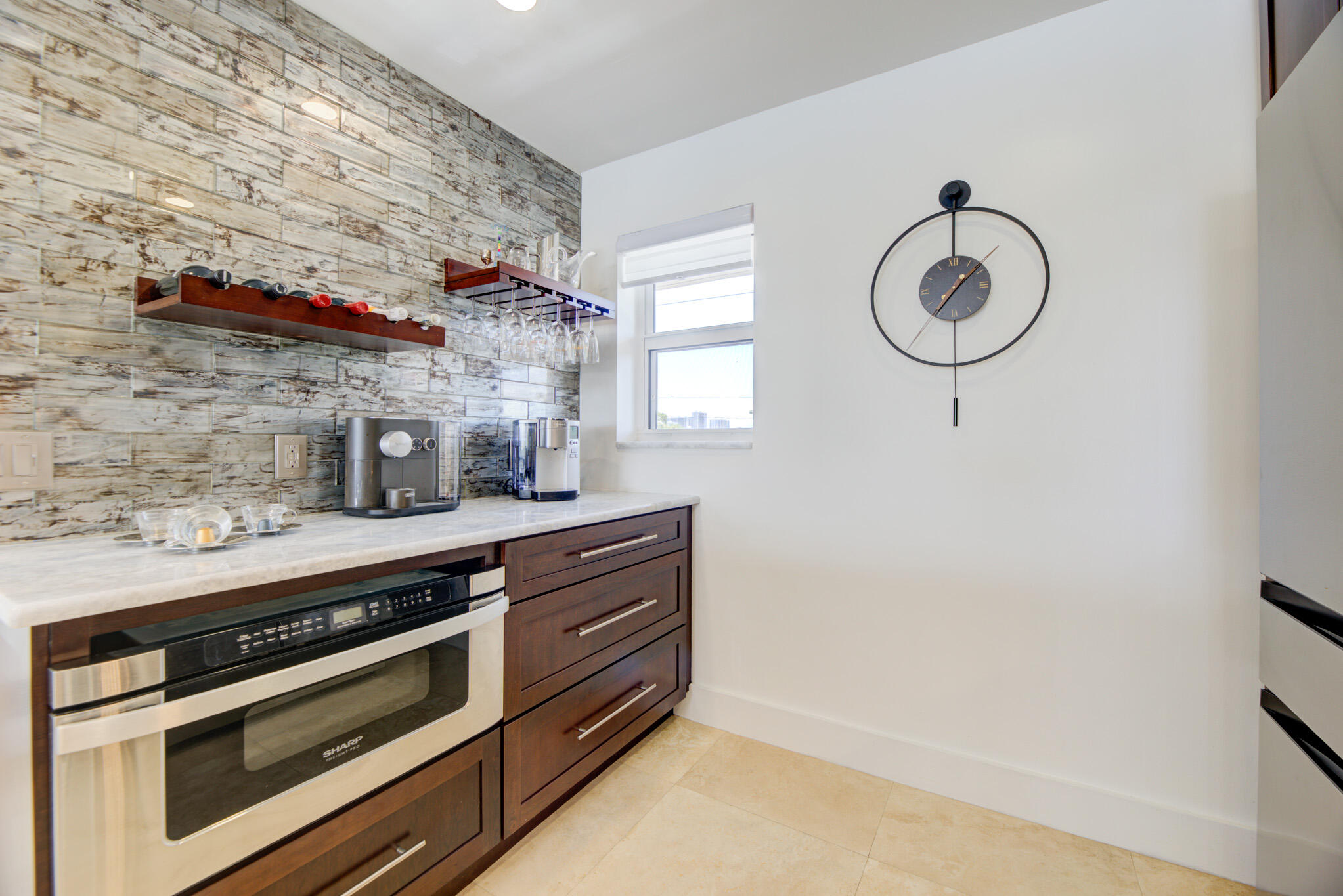 3121 NE 51st #305e, Fort Lauderdale FL 33308
