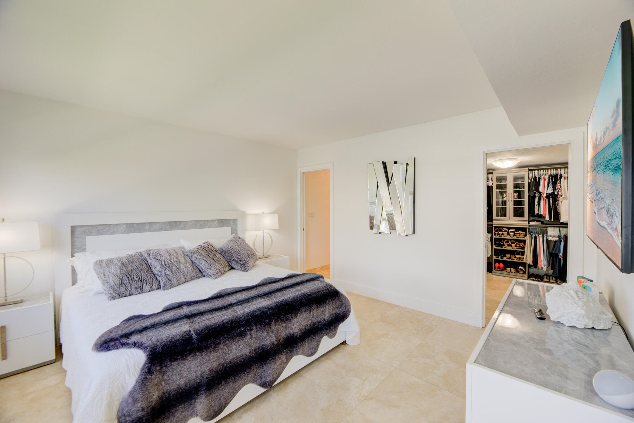 3121 NE 51st #305e, Fort Lauderdale FL 33308