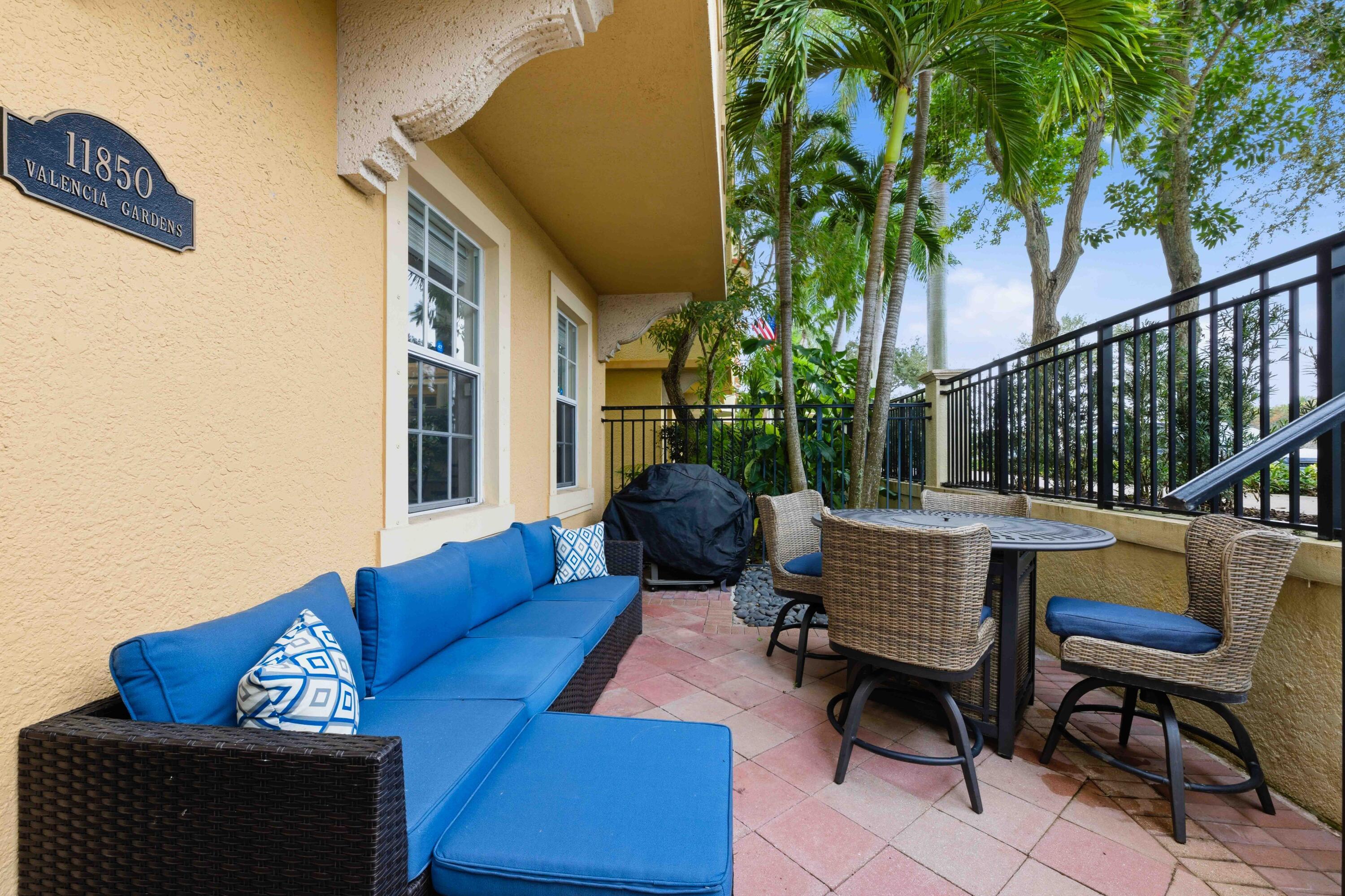 11850 Valencia Gardens, Palm Beach Gardens FL 33410