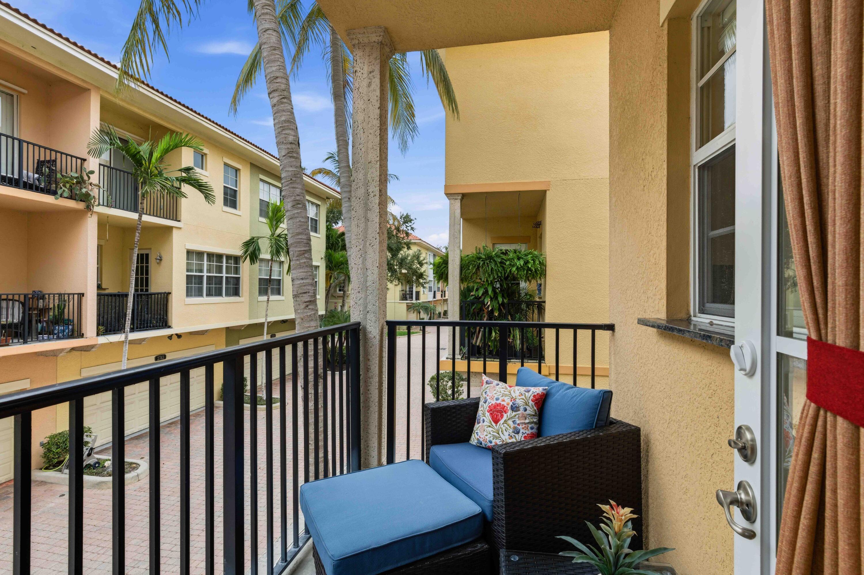 11850 Valencia Gardens, Palm Beach Gardens FL 33410