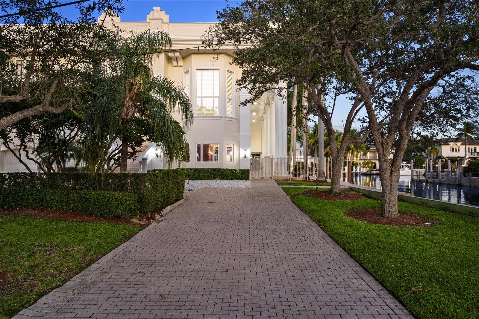 414 Riviera Isle, Fort Lauderdale FL 33301