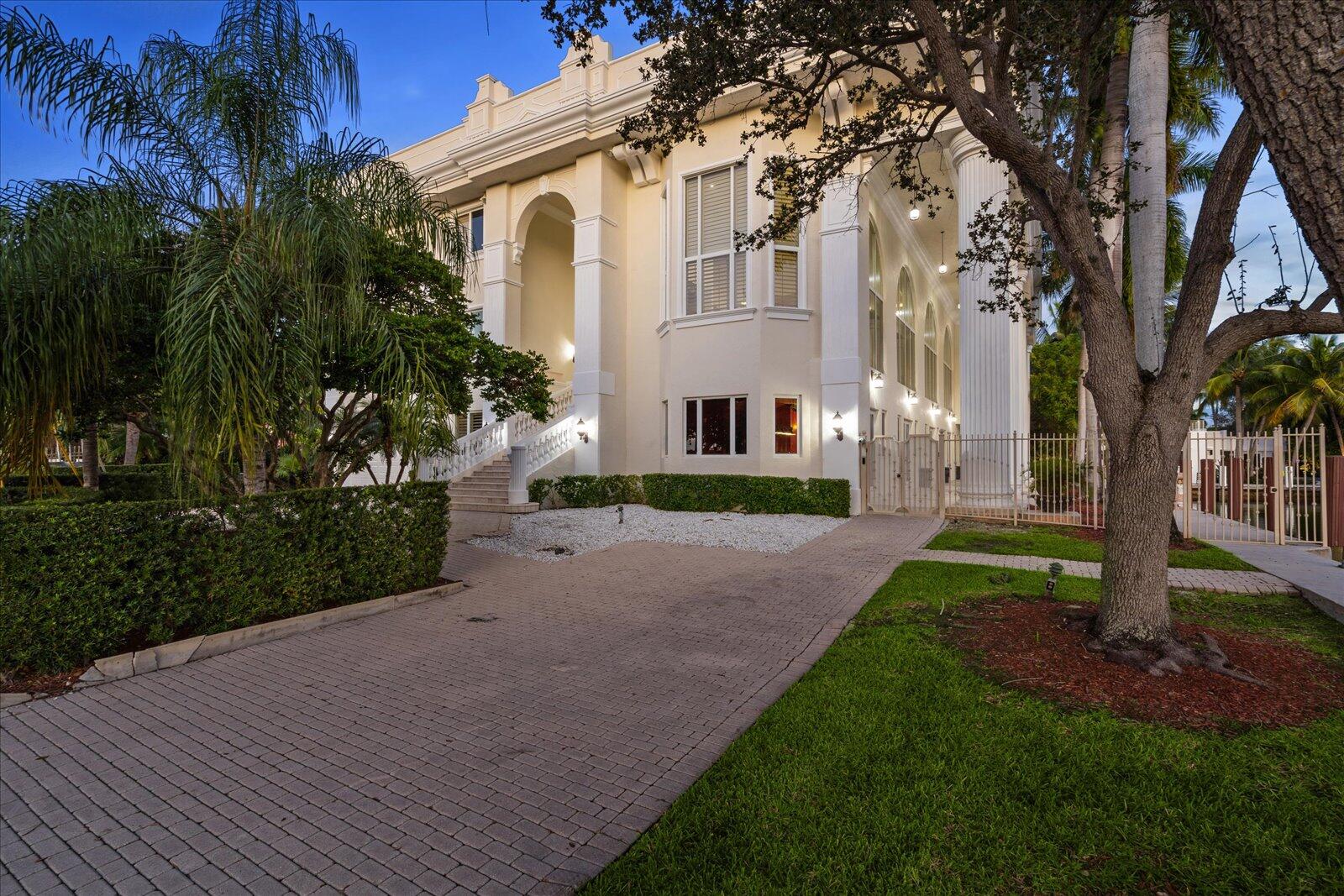 414 Riviera Isle, Fort Lauderdale FL 33301