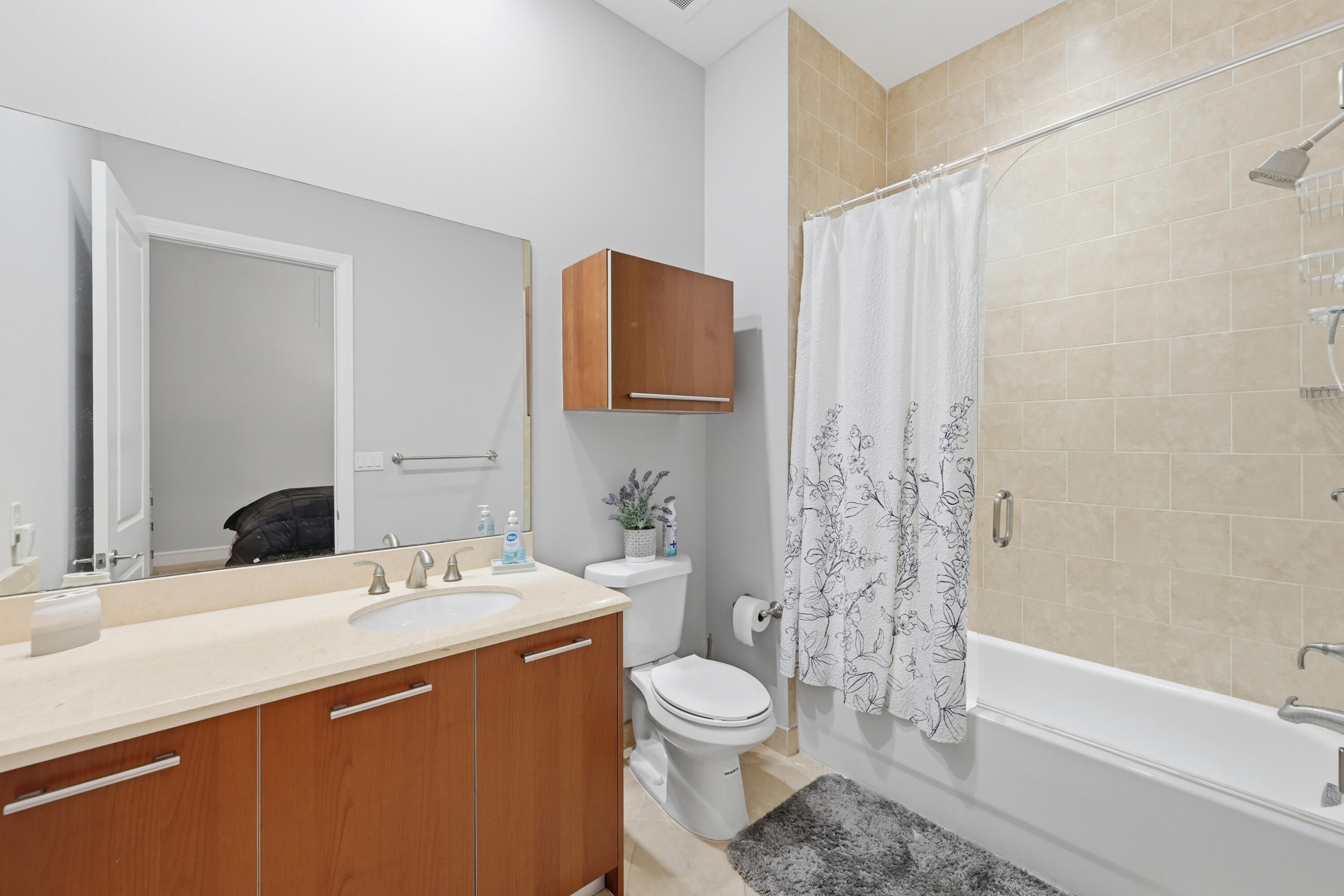 4445 El Mar #2414, Lauderdale By The Sea FL 33308