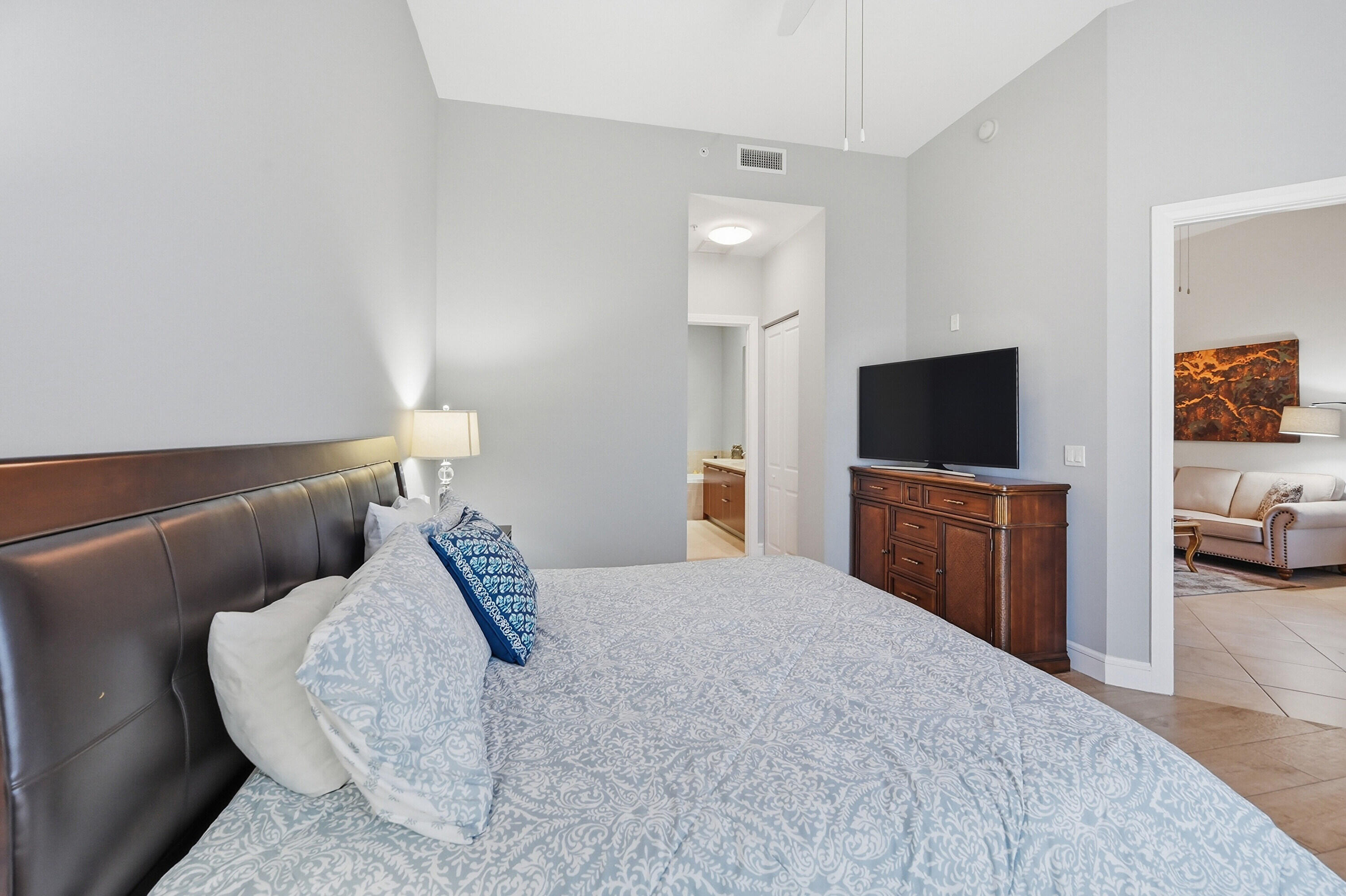 4445 El Mar #2414, Lauderdale By The Sea FL 33308