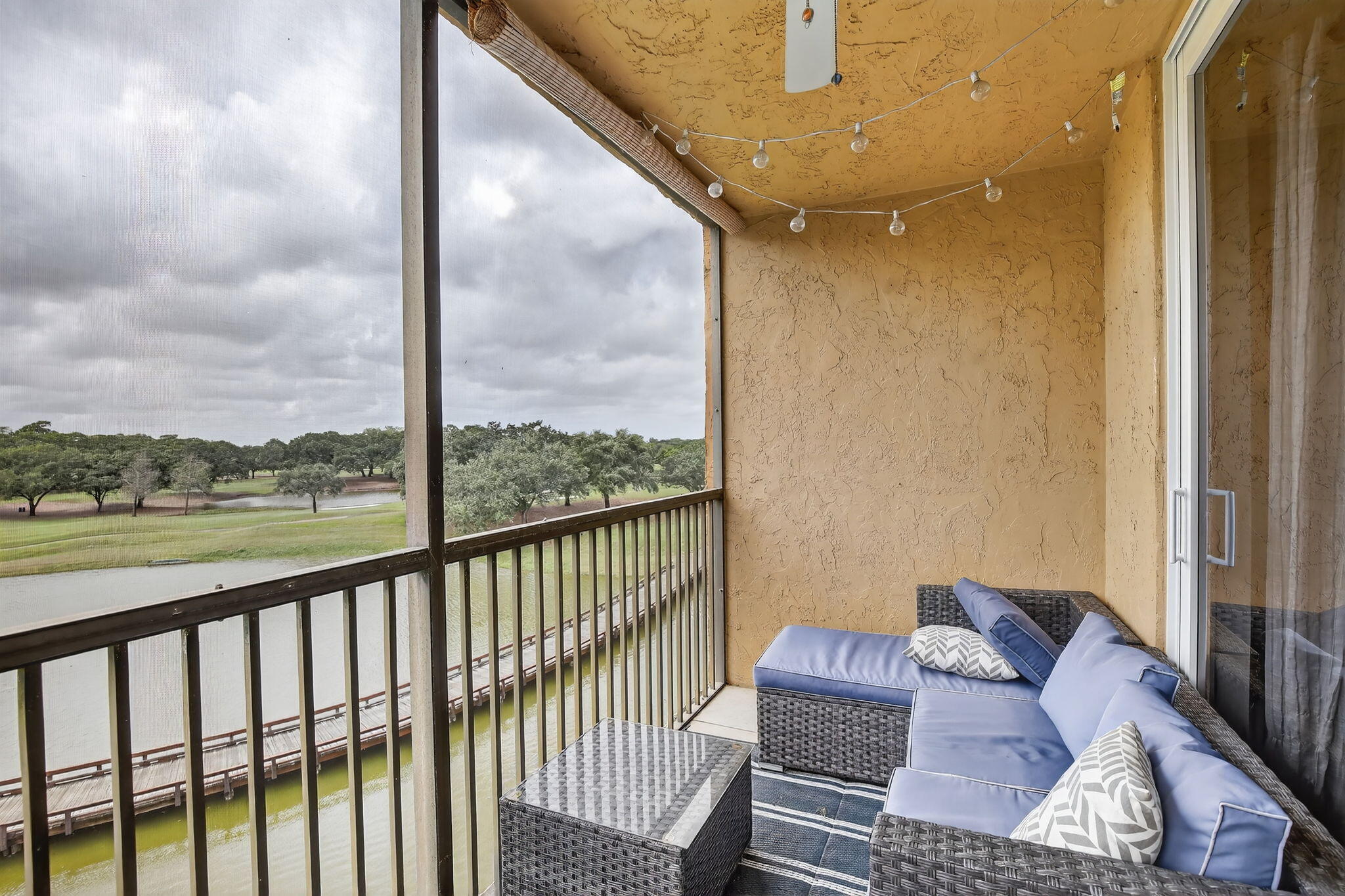 3001 W Rolling Hills #501, Davie FL 33328
