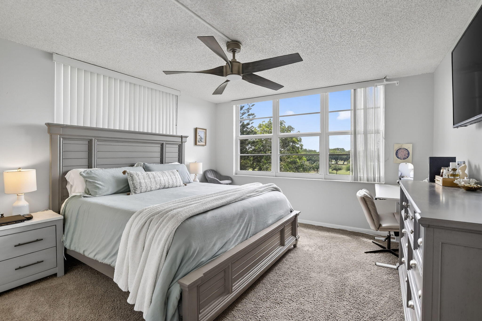 3001 W Rolling Hills #501, Davie FL 33328