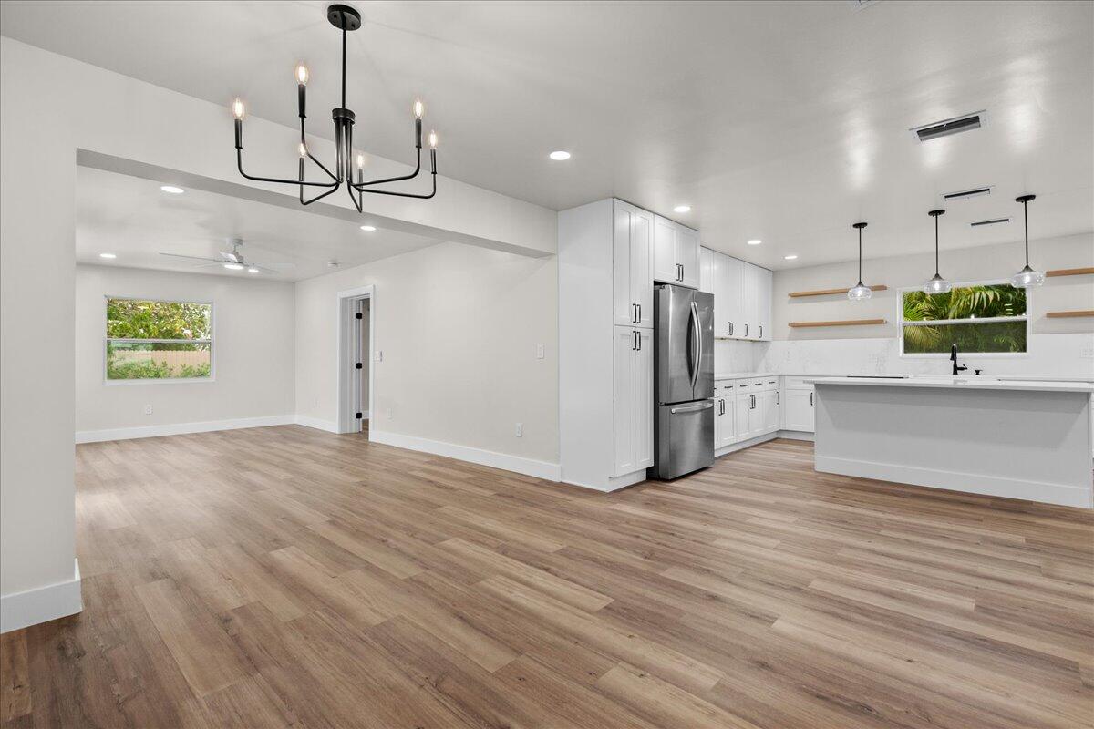 426 Bayberry, West Palm Beach FL 33403