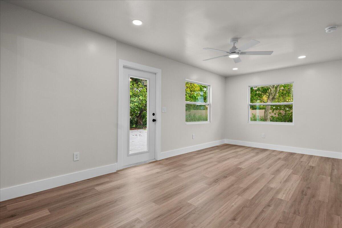 426 Bayberry, West Palm Beach FL 33403