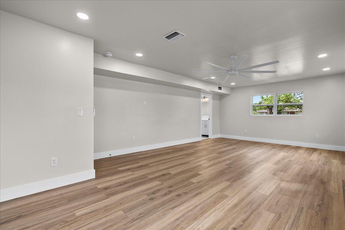 426 Bayberry, West Palm Beach FL 33403