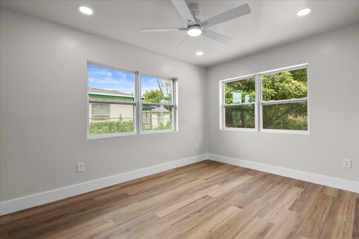 426 Bayberry, West Palm Beach FL 33403