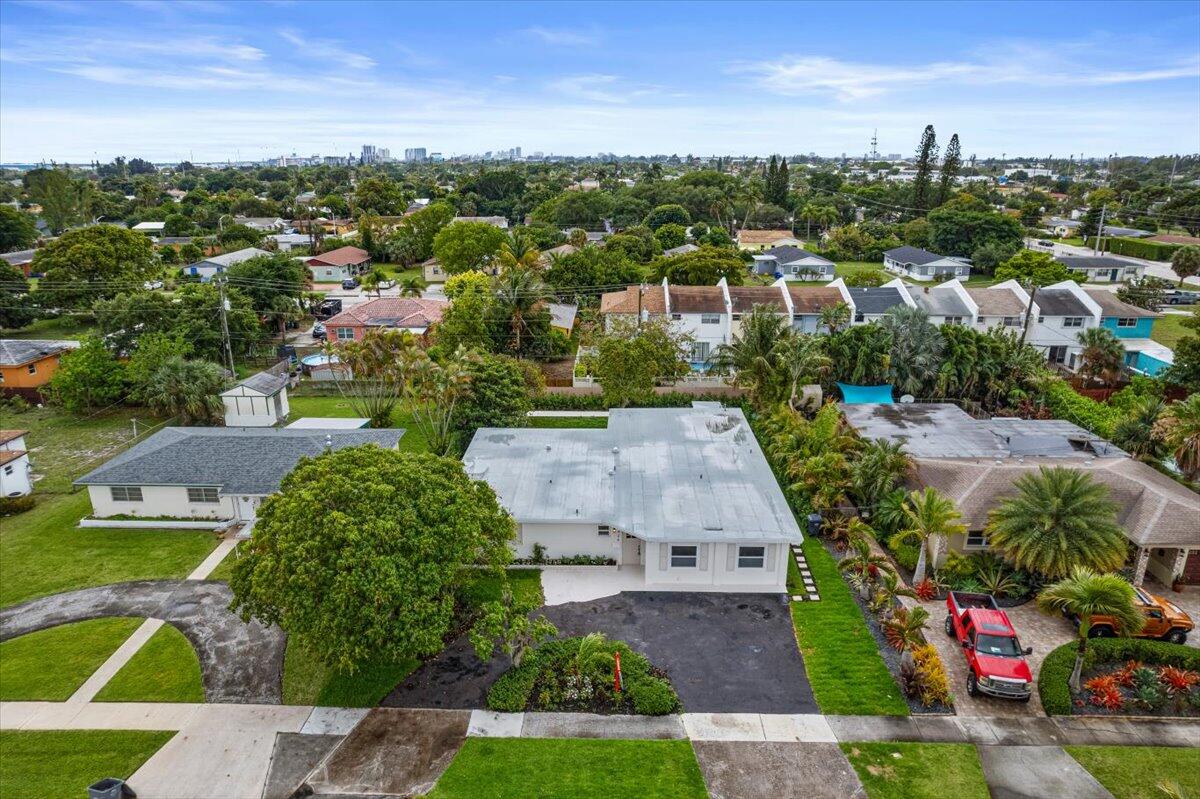 426 Bayberry, West Palm Beach FL 33403