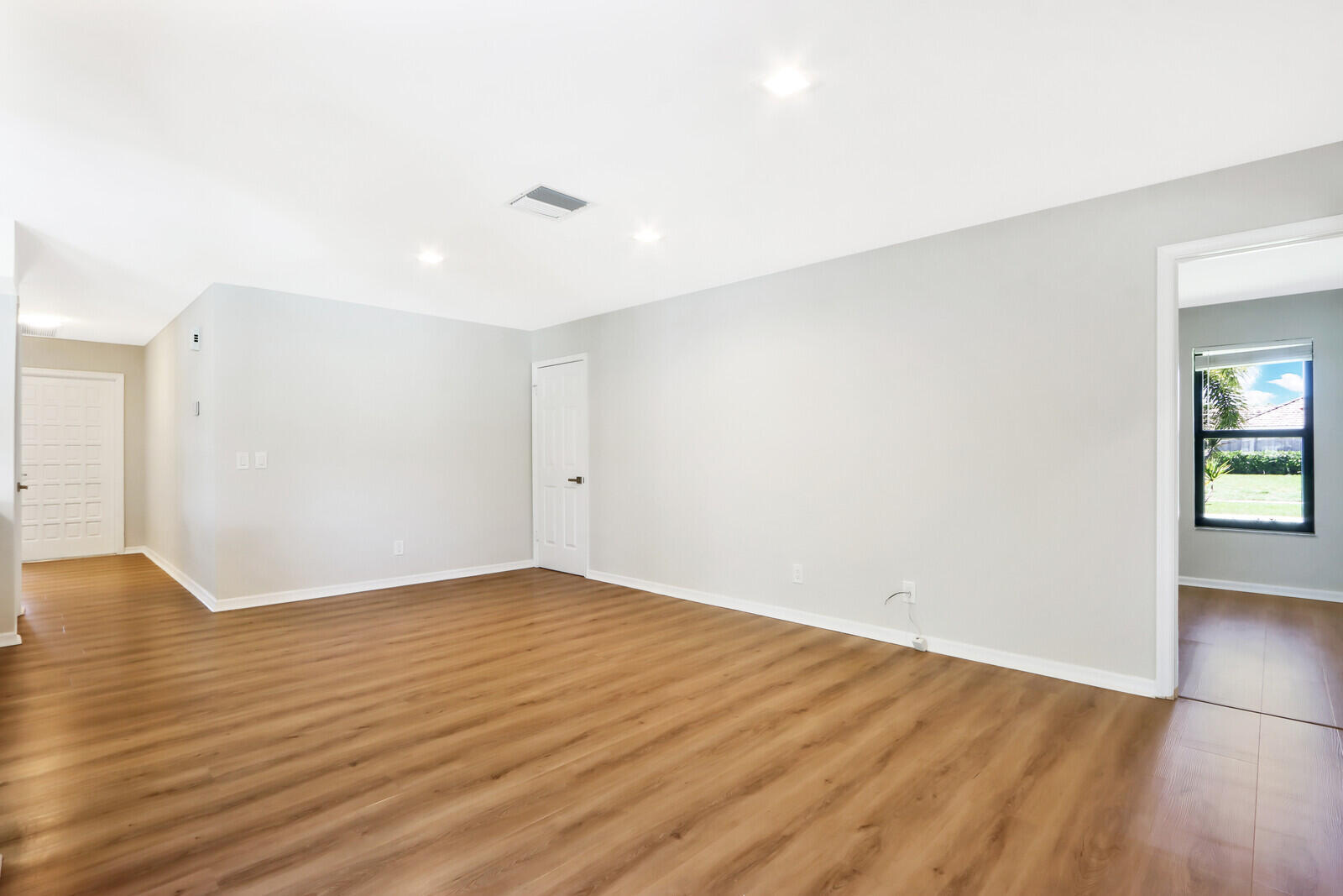 85 Hickory Hill, Jupiter FL 33469