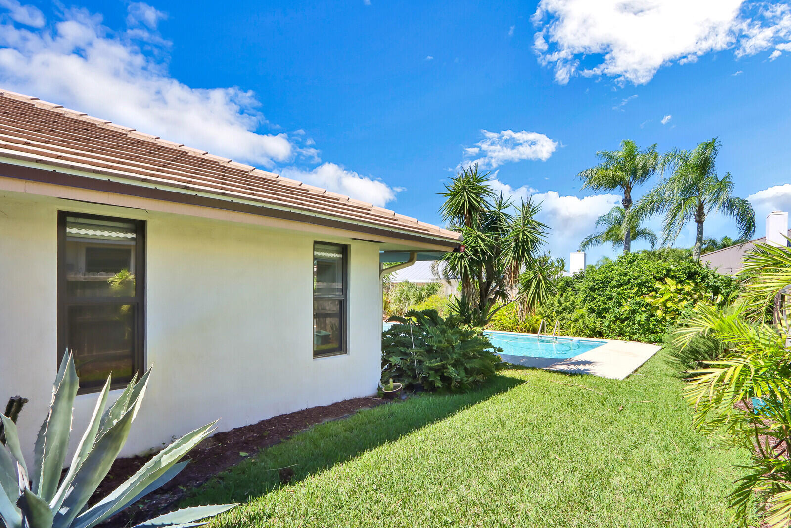 85 Hickory Hill, Jupiter FL 33469
