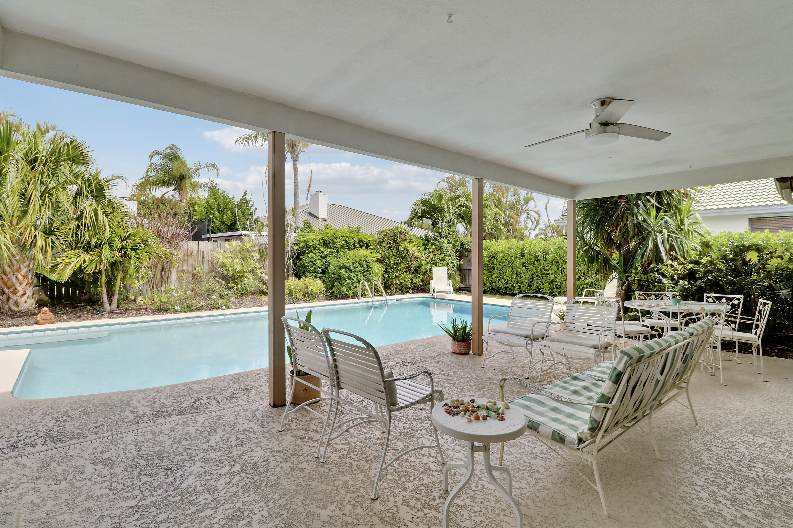 85 Hickory Hill, Jupiter FL 33469