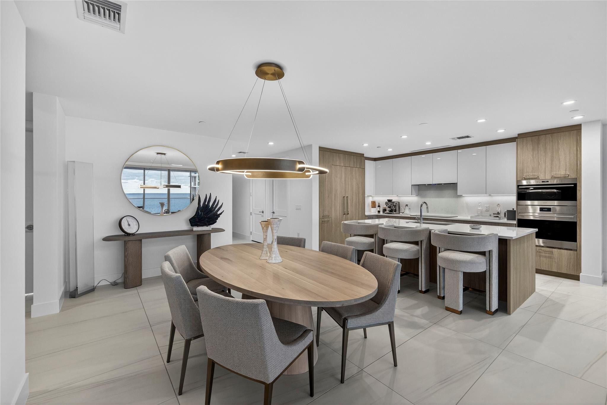 153 N Seabreeze #1901, Fort Lauderdale FL 33304