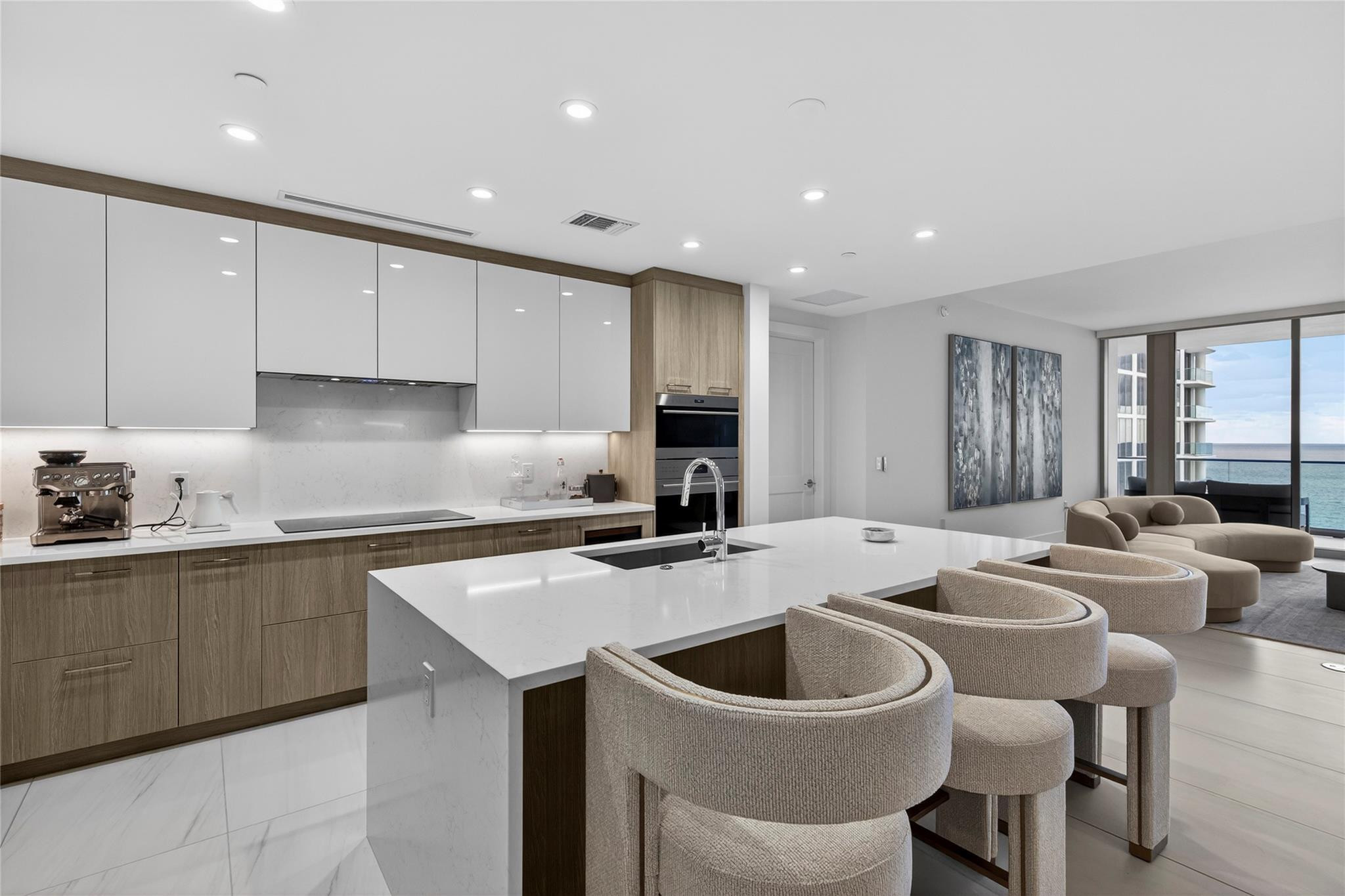 153 N Seabreeze #1901, Fort Lauderdale FL 33304