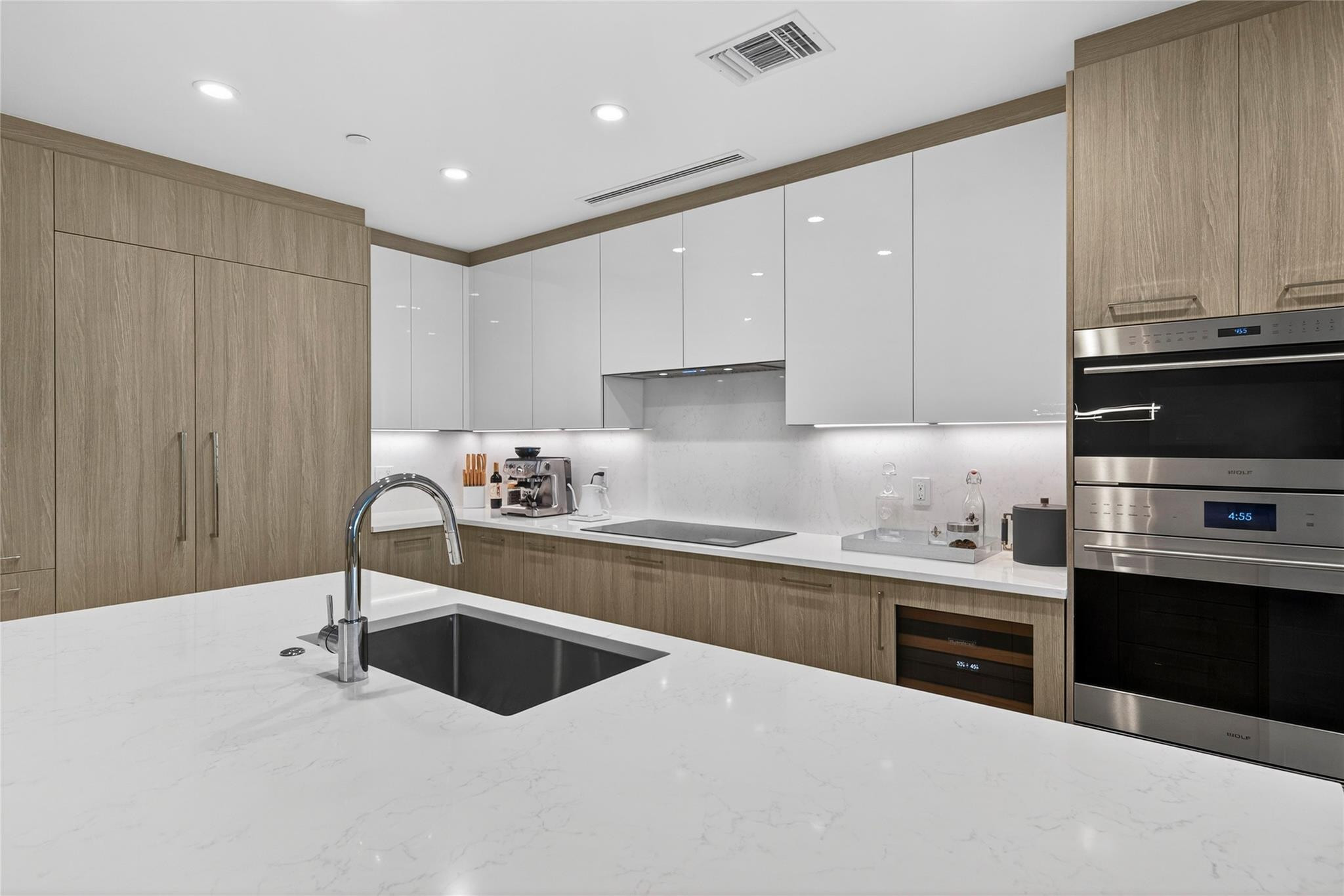 153 N Seabreeze #1901, Fort Lauderdale FL 33304