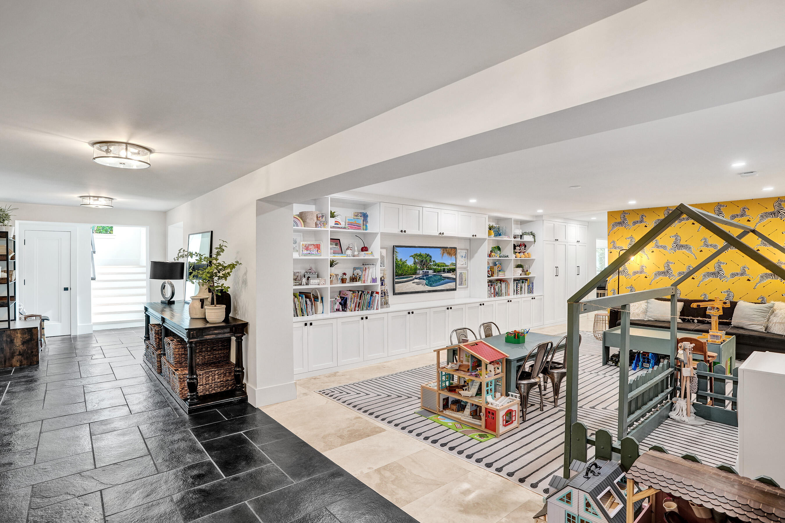 2421 NE 12th, Fort Lauderdale FL 33304