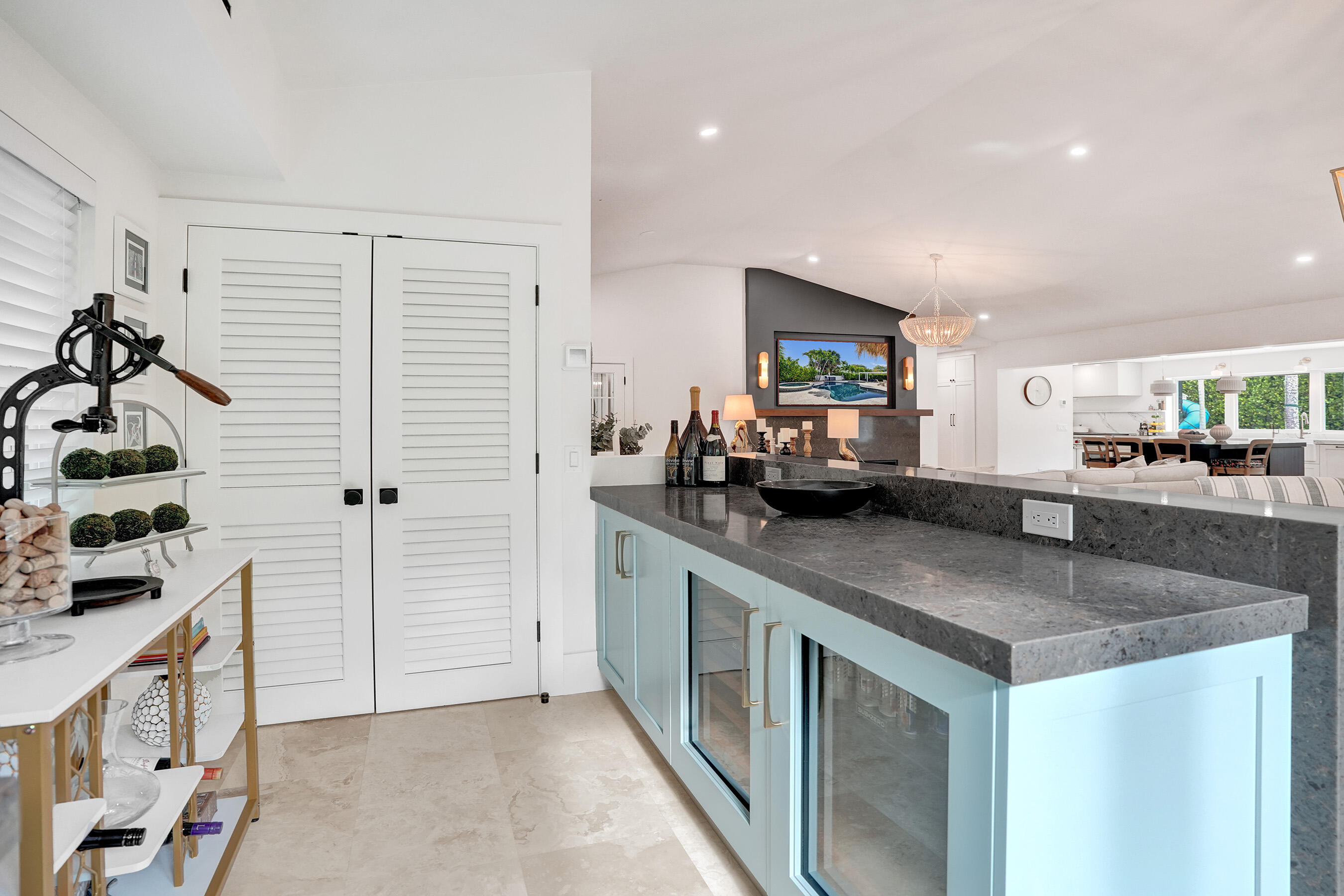 2421 NE 12th, Fort Lauderdale FL 33304