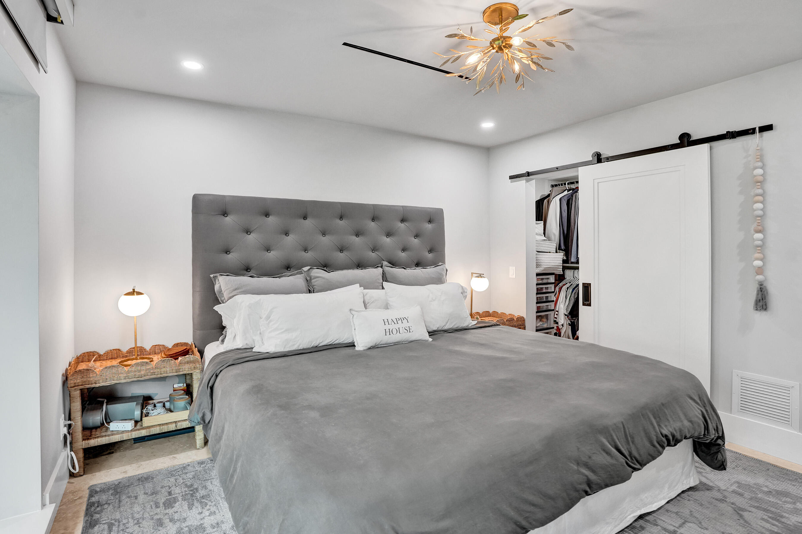 2421 NE 12th, Fort Lauderdale FL 33304