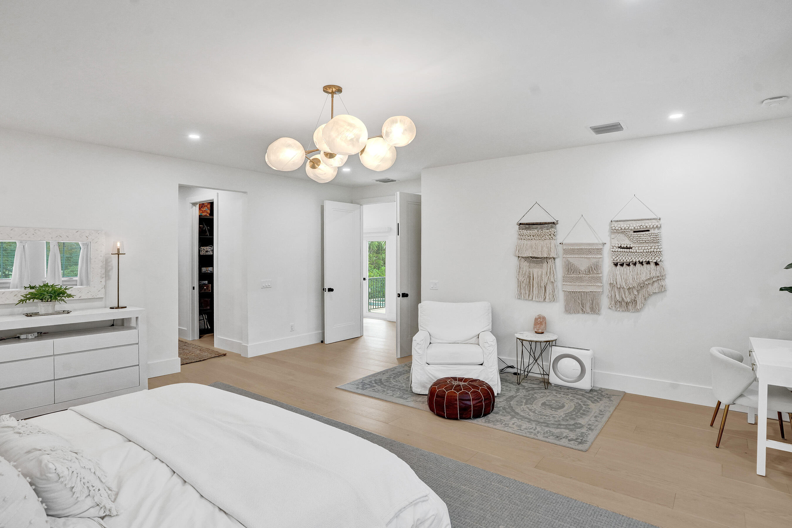 2421 NE 12th, Fort Lauderdale FL 33304