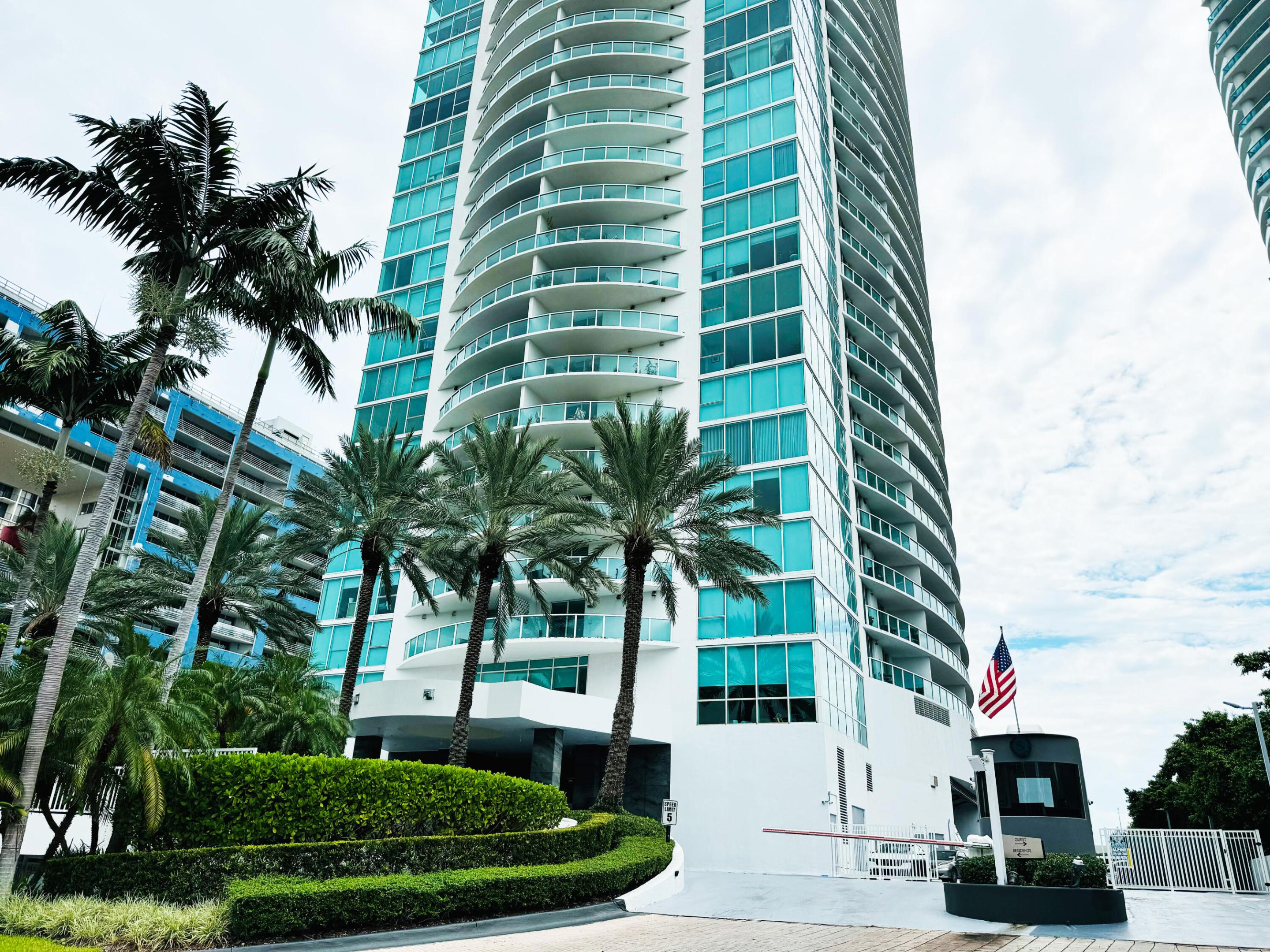 2101 Brickell #801, Miami FL 33129