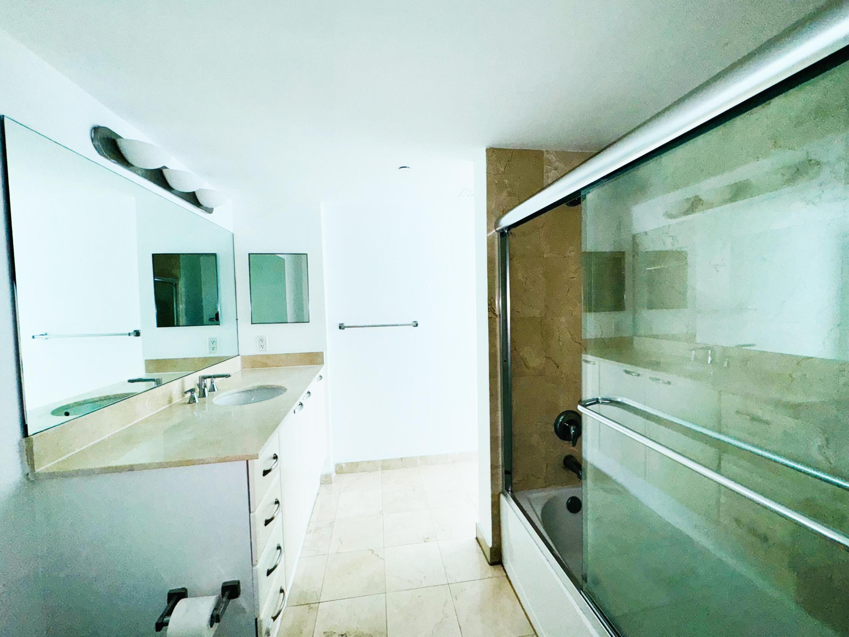 2101 Brickell #801, Miami FL 33129