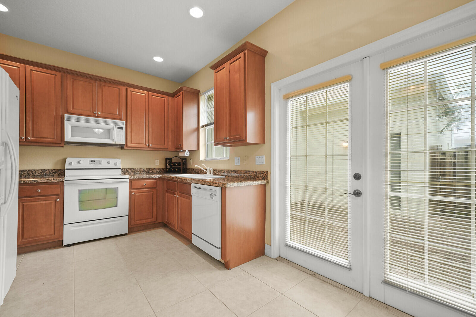 174 W Thatch Palm, Jupiter FL 33458