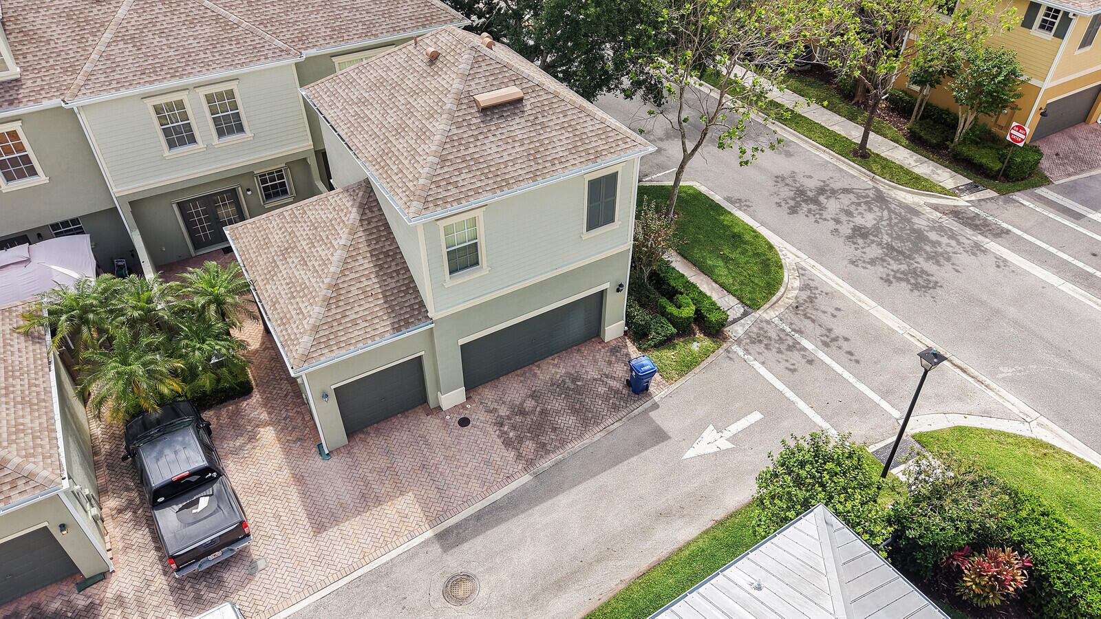 174 W Thatch Palm, Jupiter FL 33458