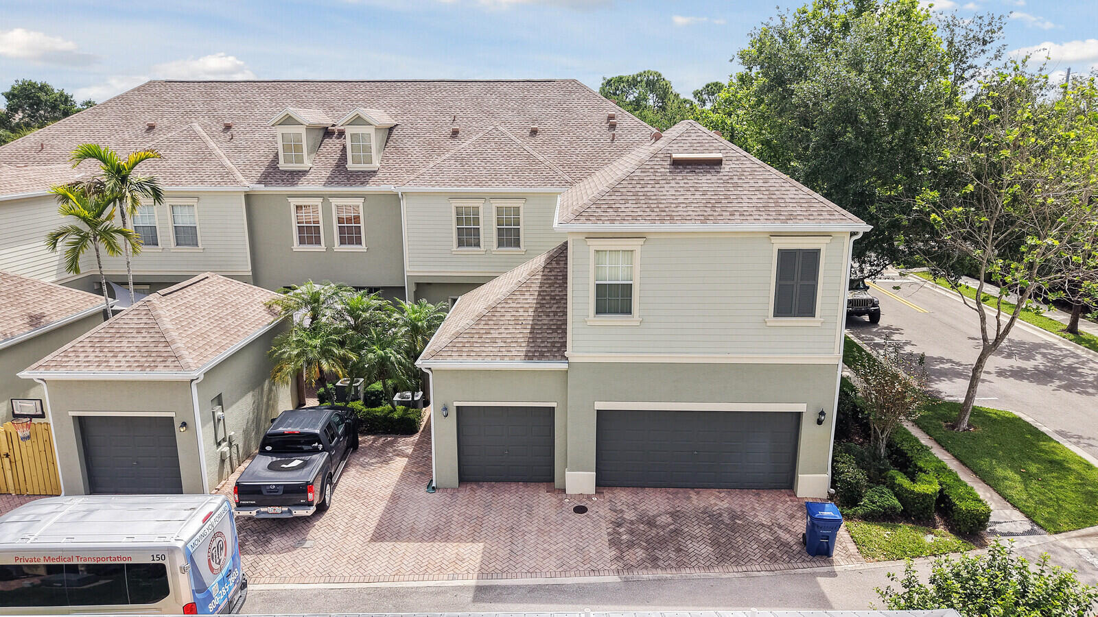 174 W Thatch Palm, Jupiter FL 33458