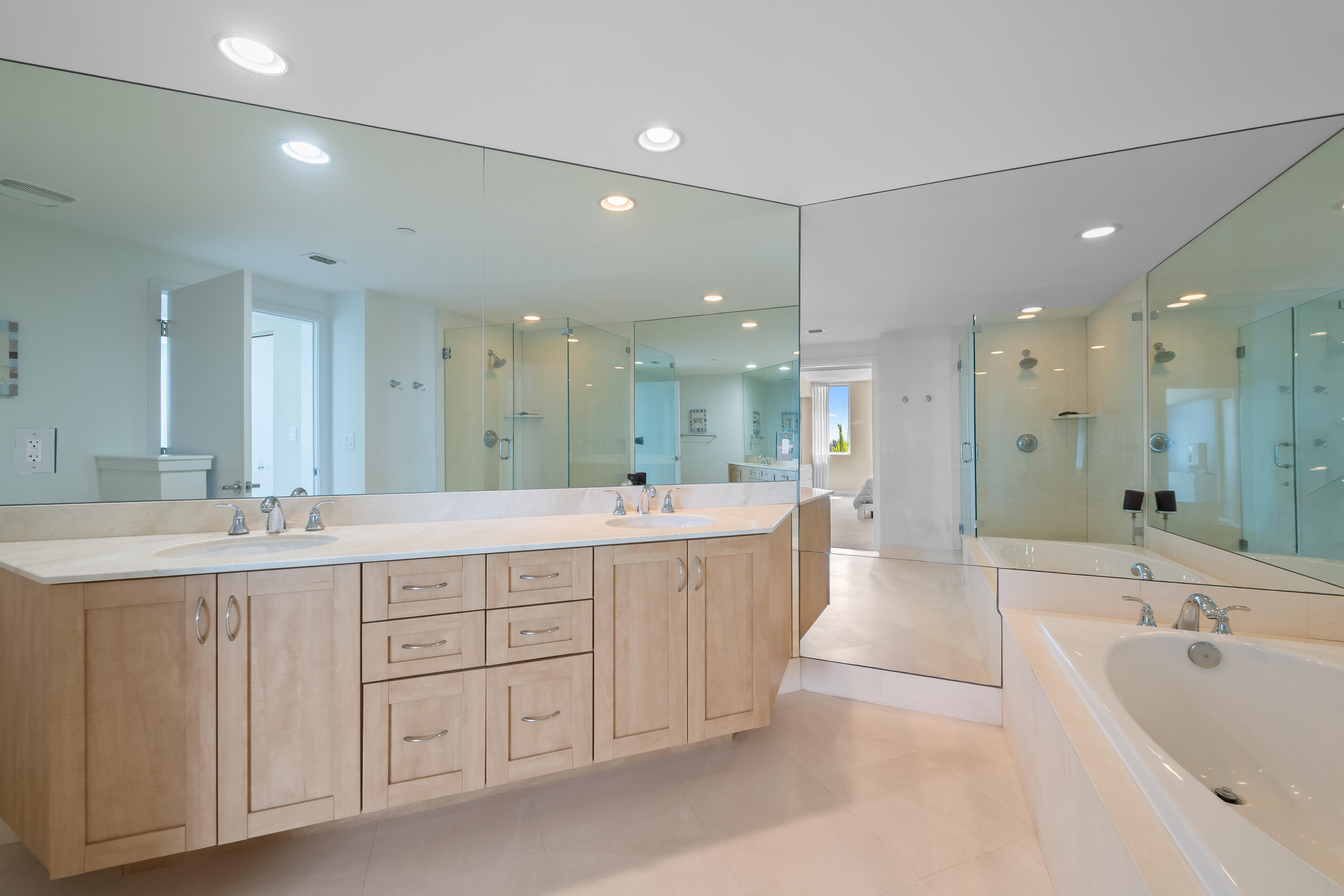 2821 N Ocean #401s, Fort Lauderdale FL 33308