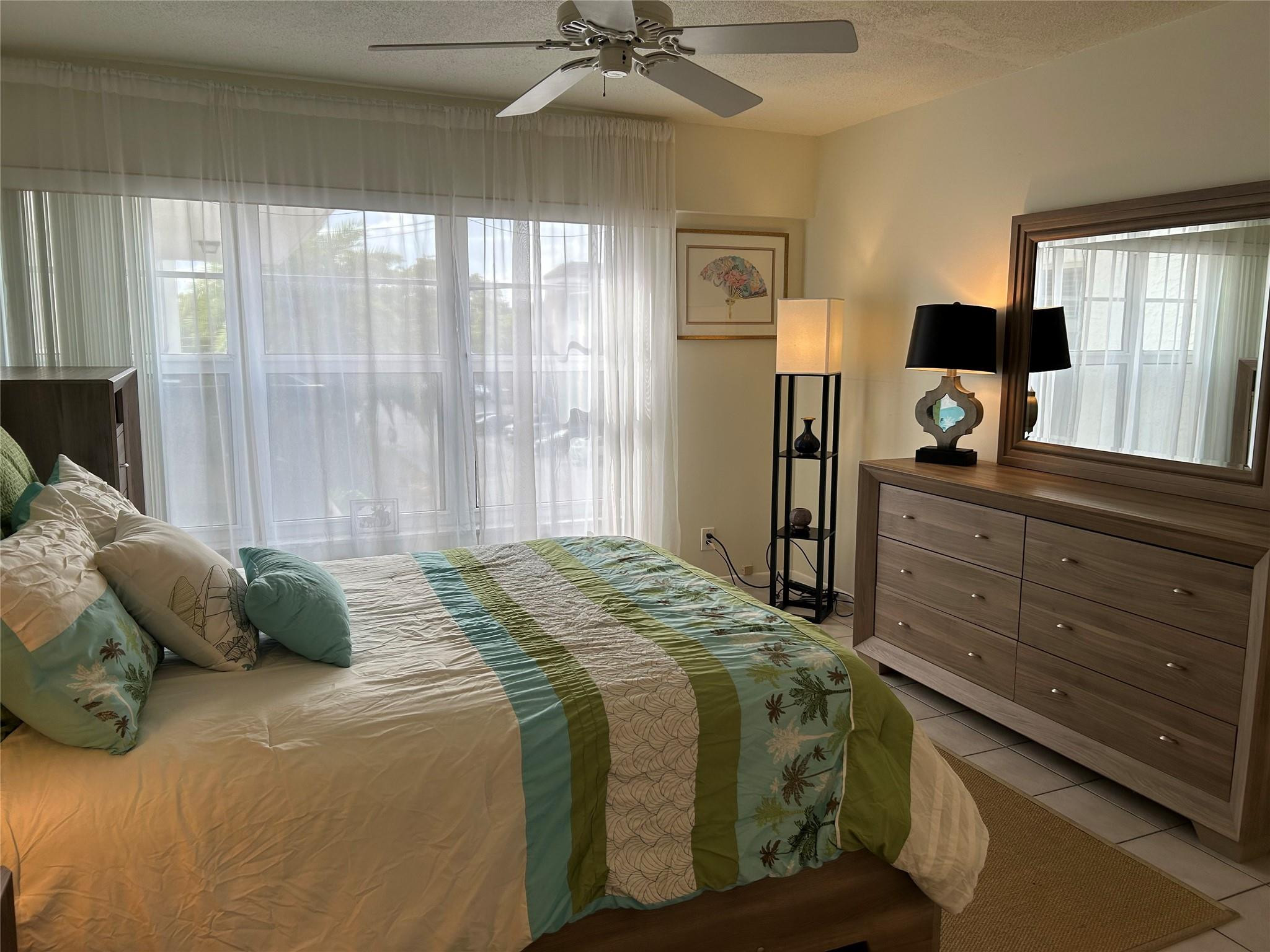 5100 Dupont #3k, Fort Lauderdale FL 33308
