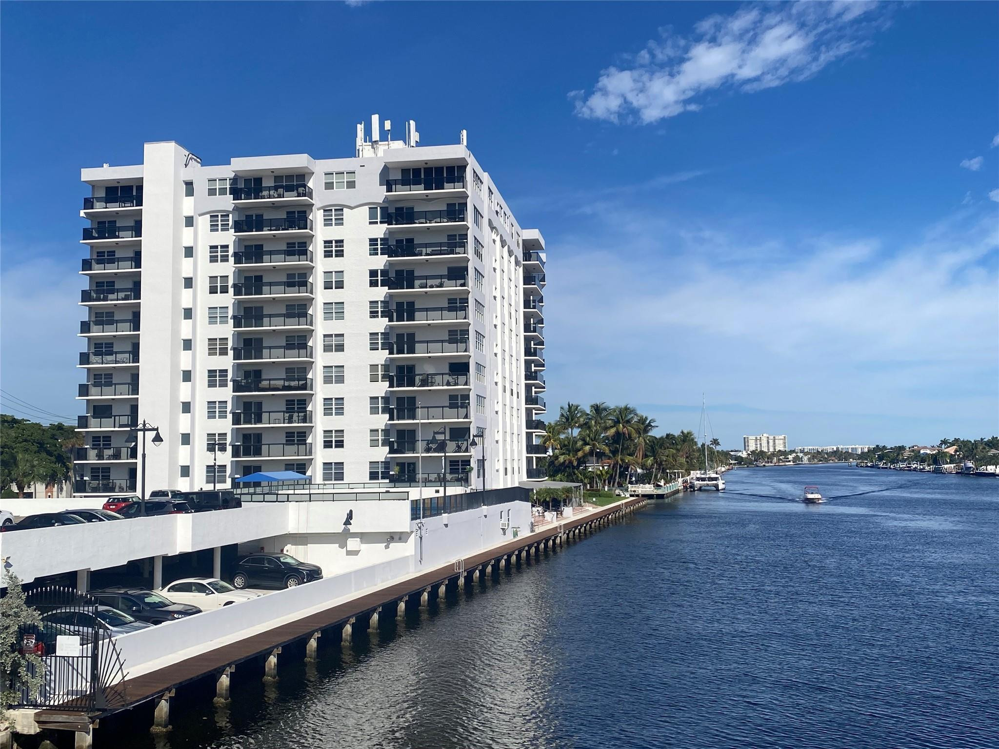 5100 Dupont #3k, Fort Lauderdale FL 33308