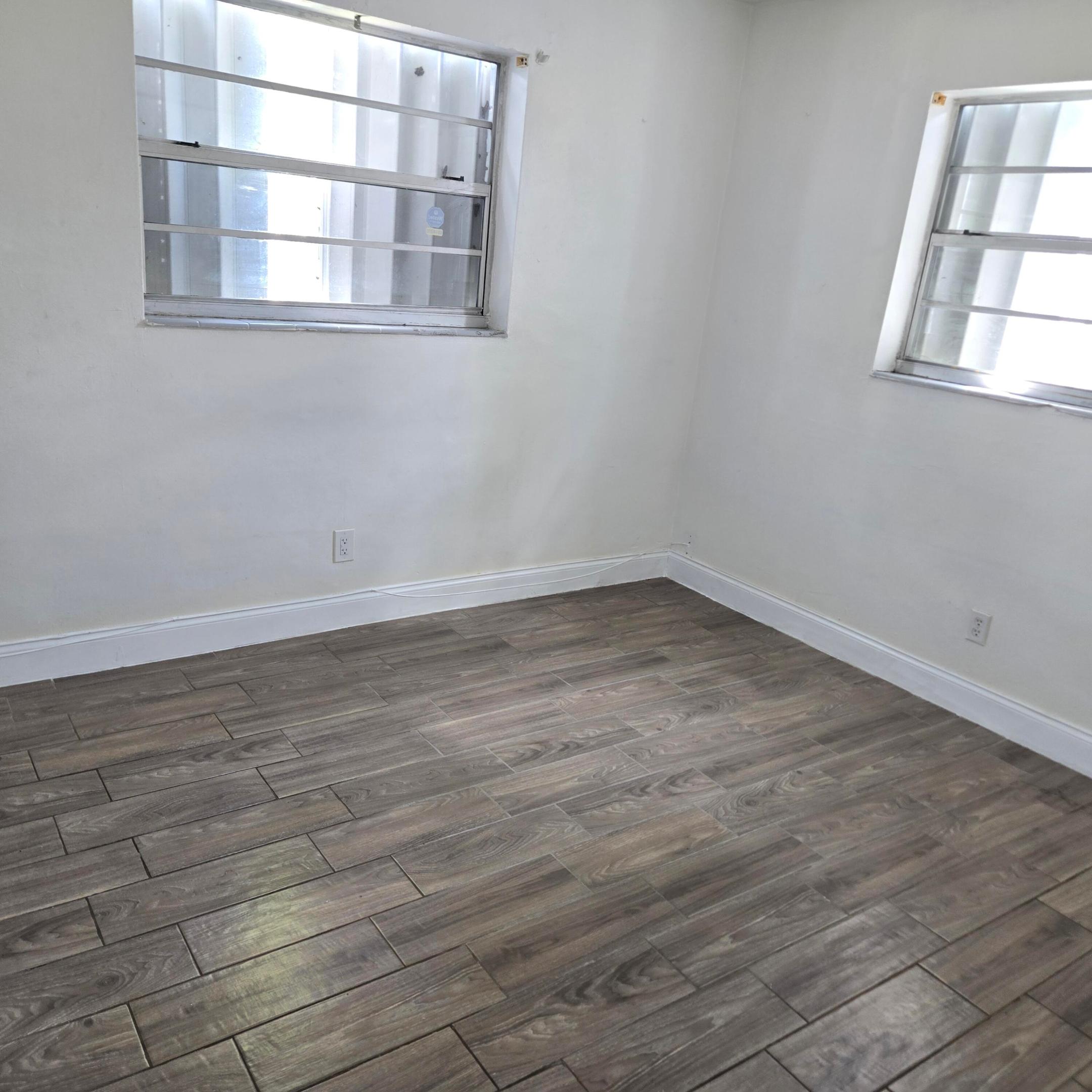 3860 NW 8th, Lauderhill FL 33311