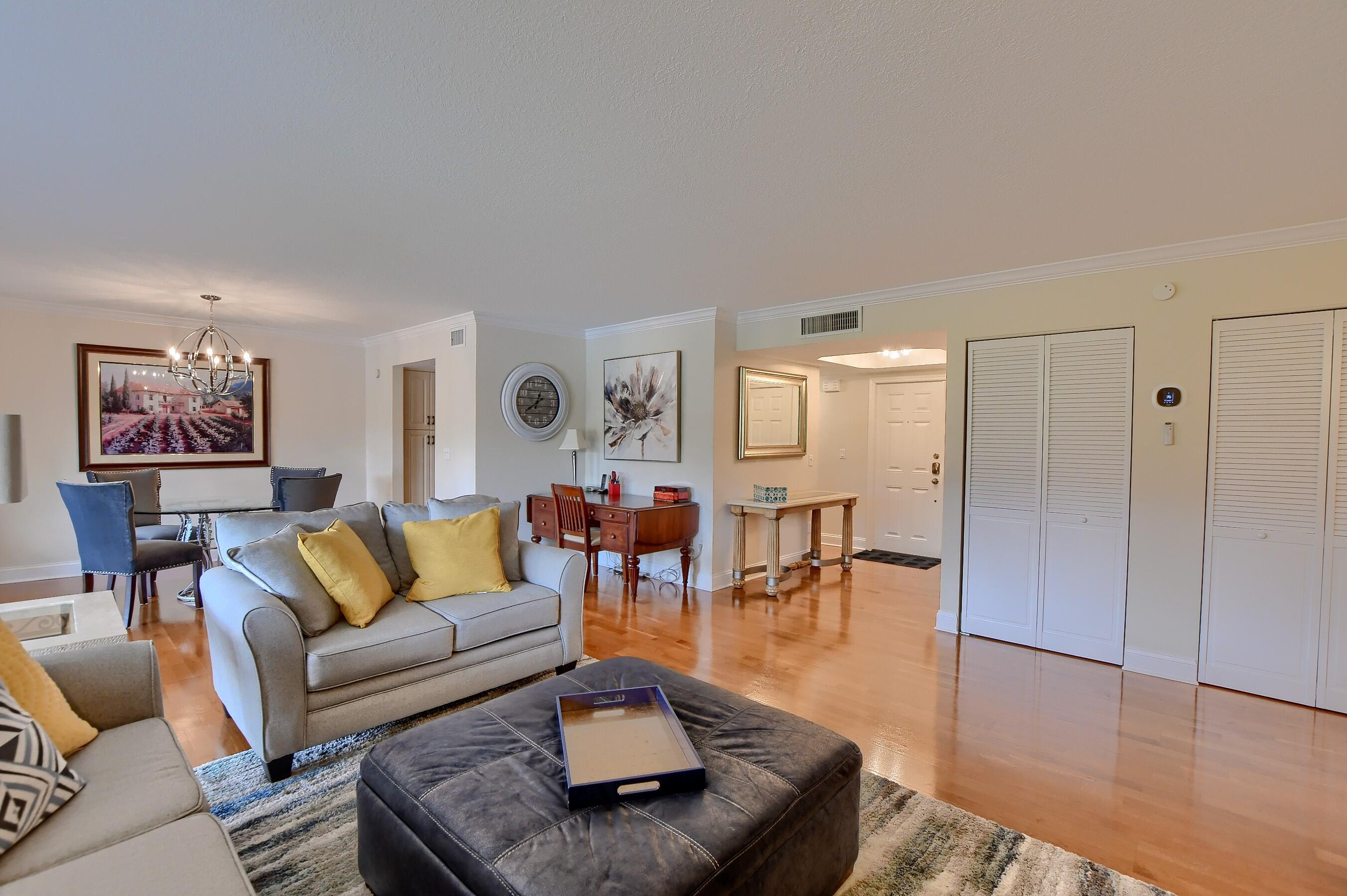 6748 Willow Wood #1305, Boca Raton FL 33434